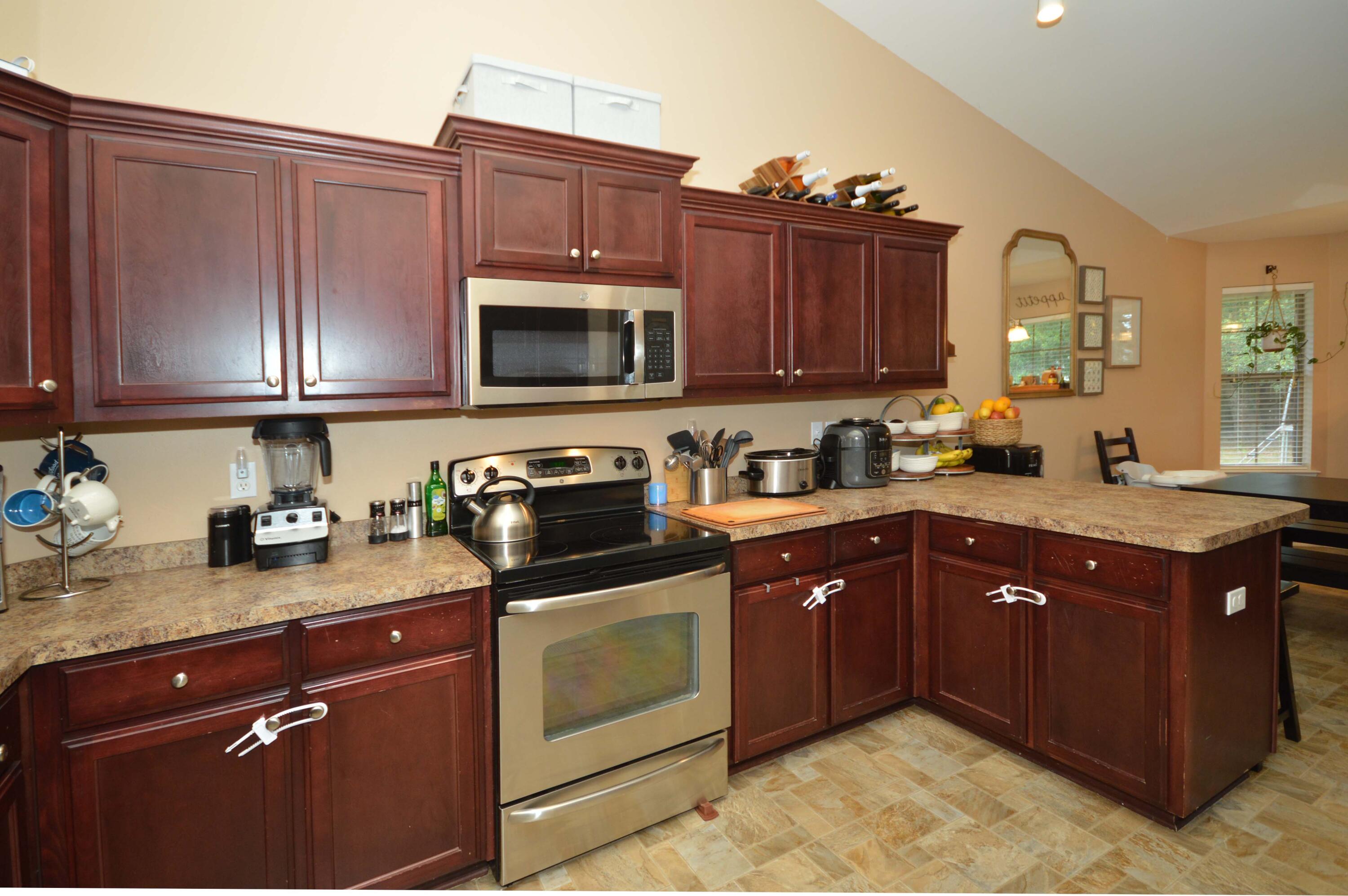 WATERSTONE - Residential