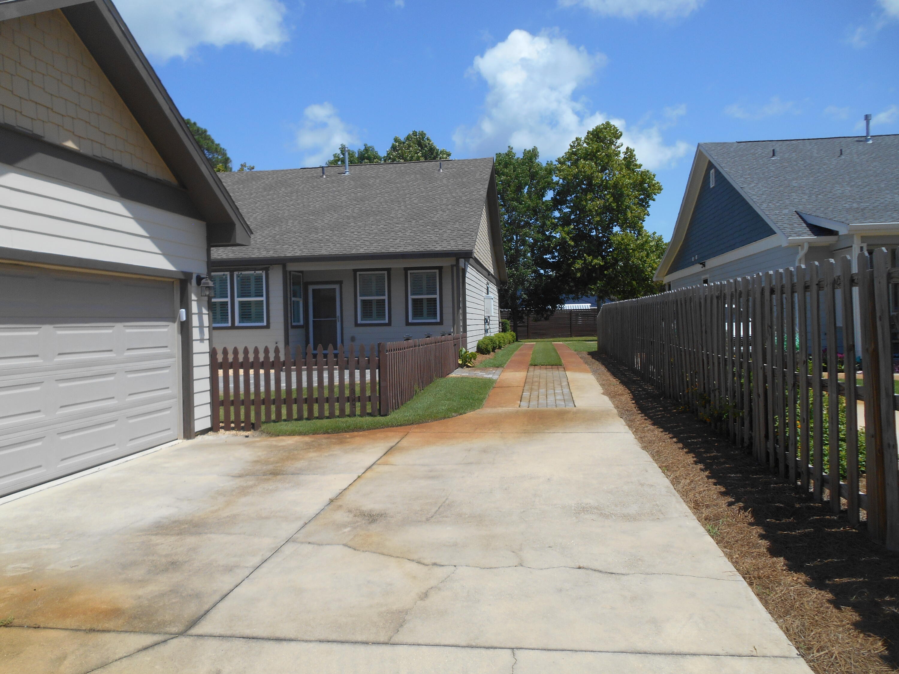 OSPREY LANDING - Residential Lease