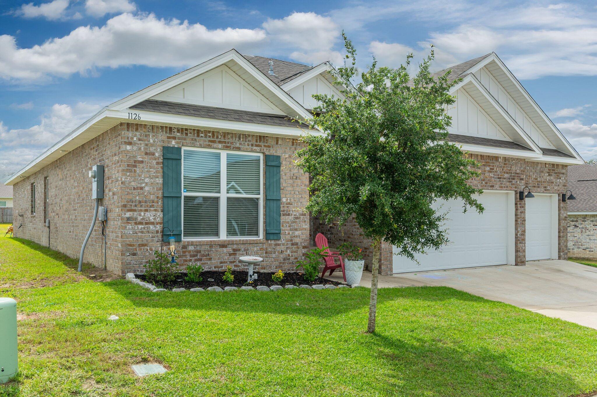 Like New and extremely spacious, very convenient location on a cul-de-sac perfect for everyone including pets! Community pool available, approximately 5 miles to Duke Field, 22 miles to Eglin AFB and less than 32 to Hurlbert field! Highly rated school system! Ask about owners reduced rate or discounts!