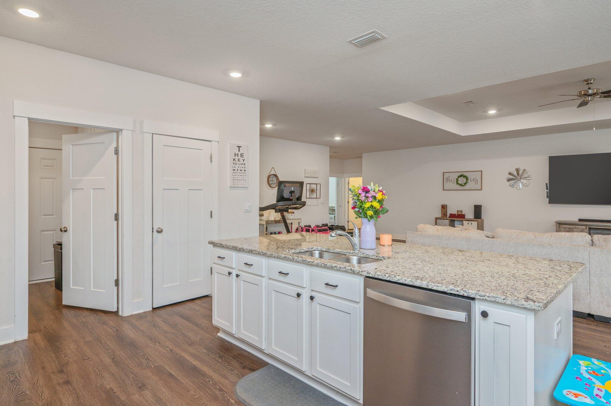 2501 Crestview Southeast Patriot Ridge - Residential Lease