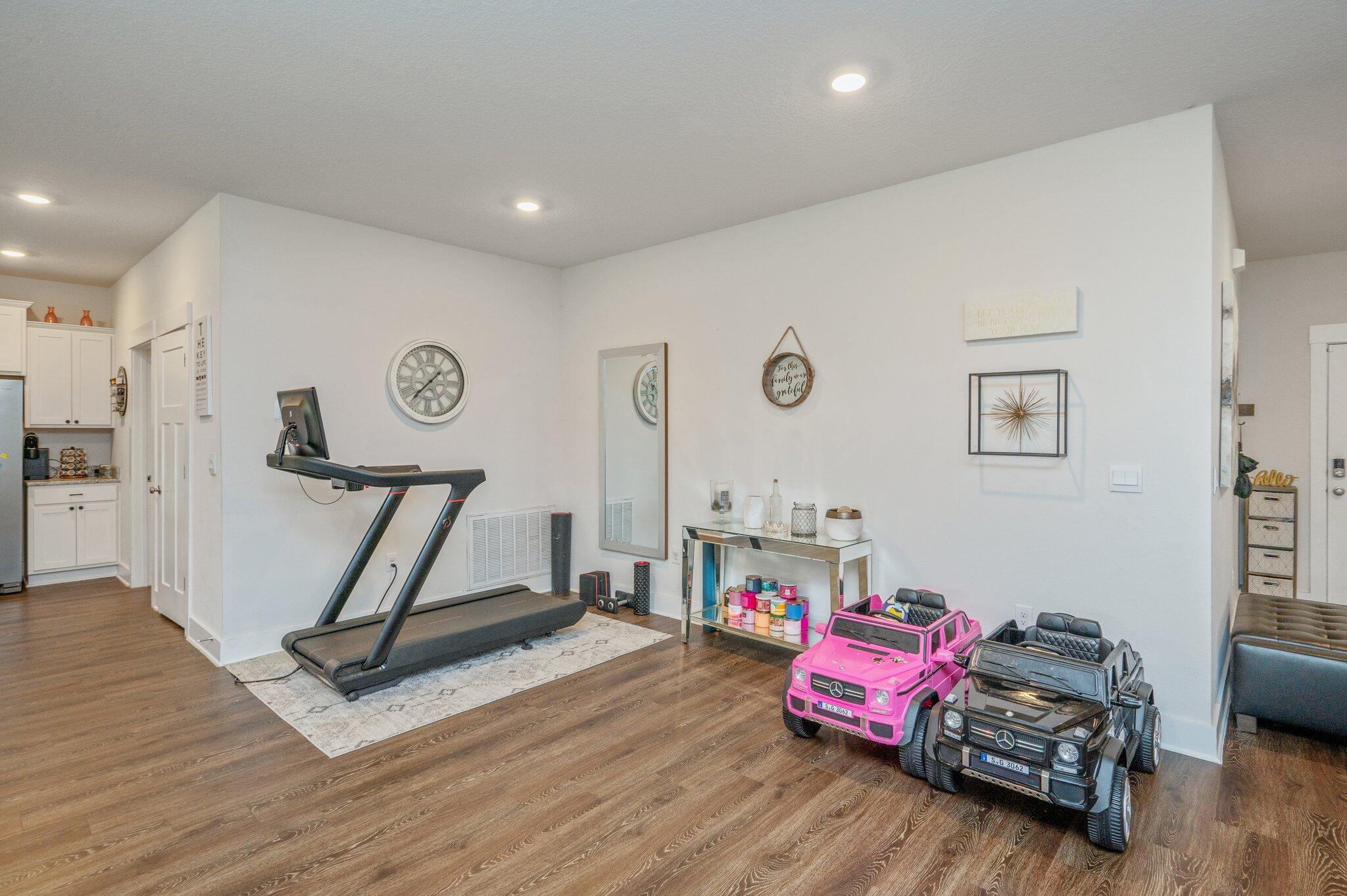 2501 Crestview Southeast Patriot Ridge - Residential Lease
