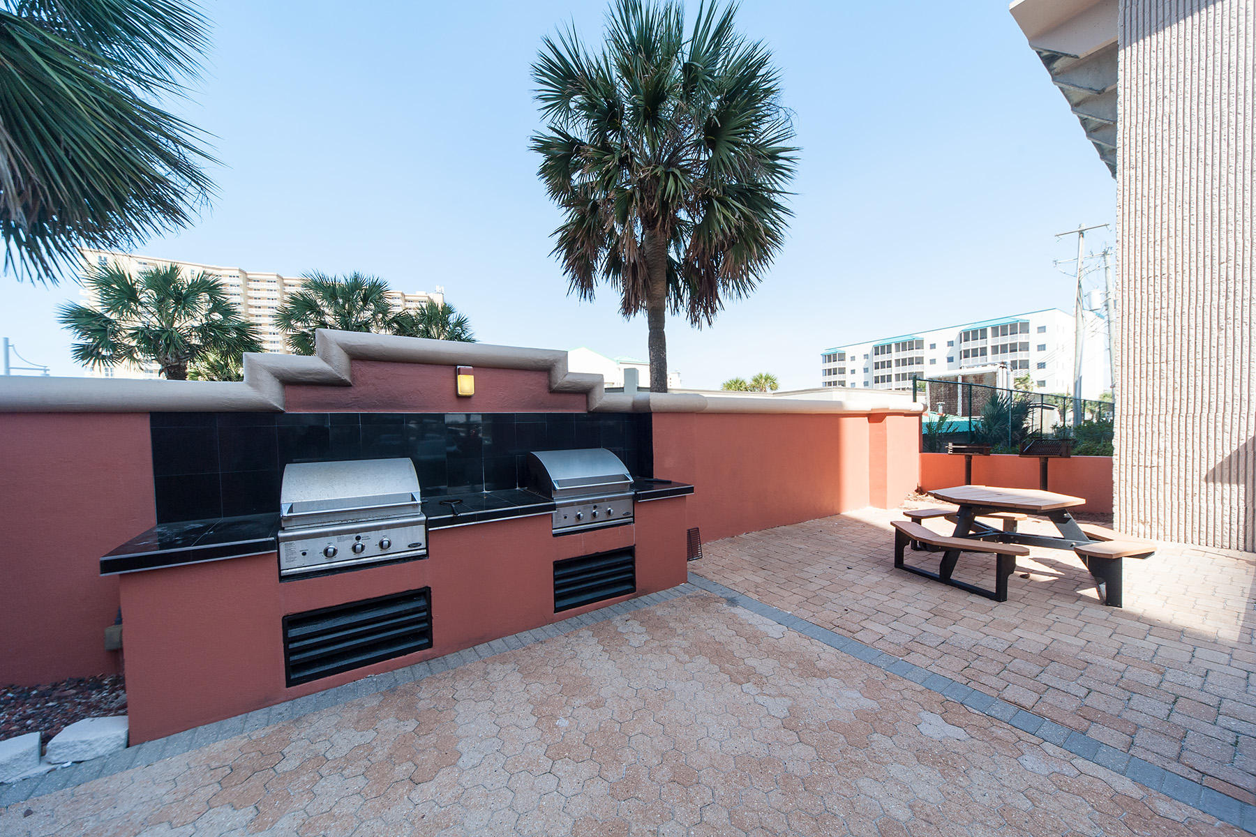 DESTIN TOWERS CONDO - Residential