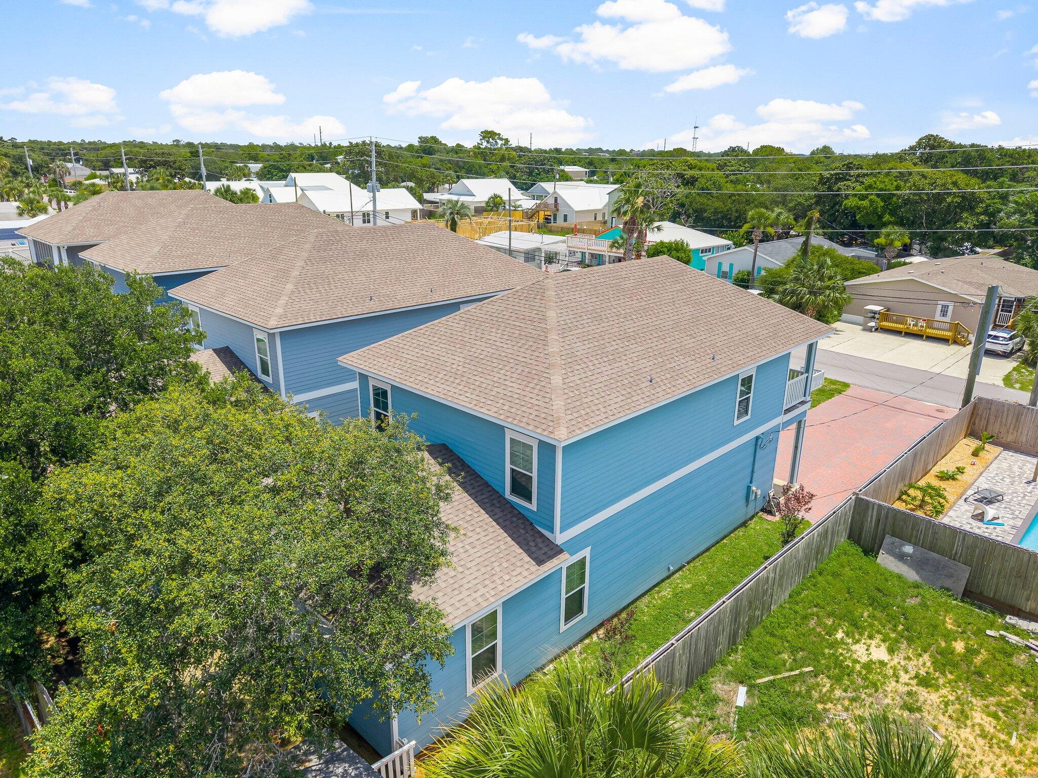 LAGUNA BEACH - Residential