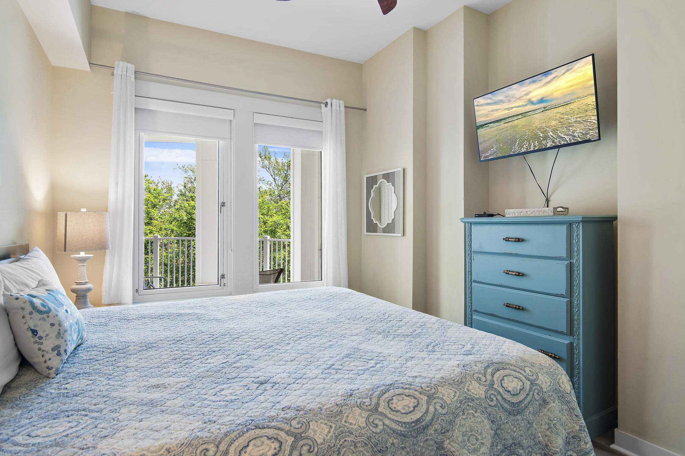 BAHIA CONDO - Residential