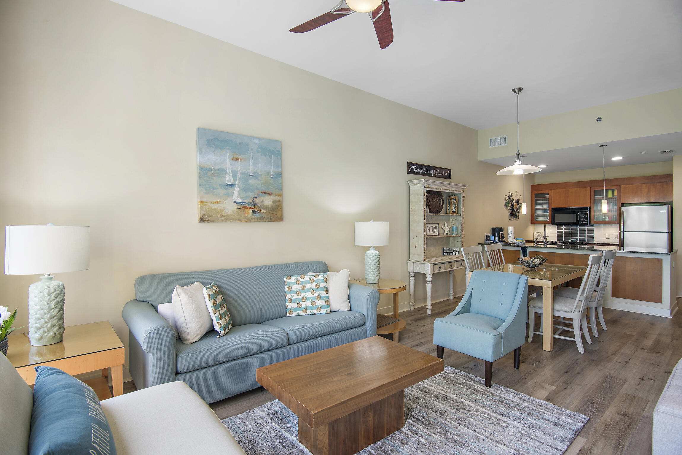 BAHIA CONDO - Residential