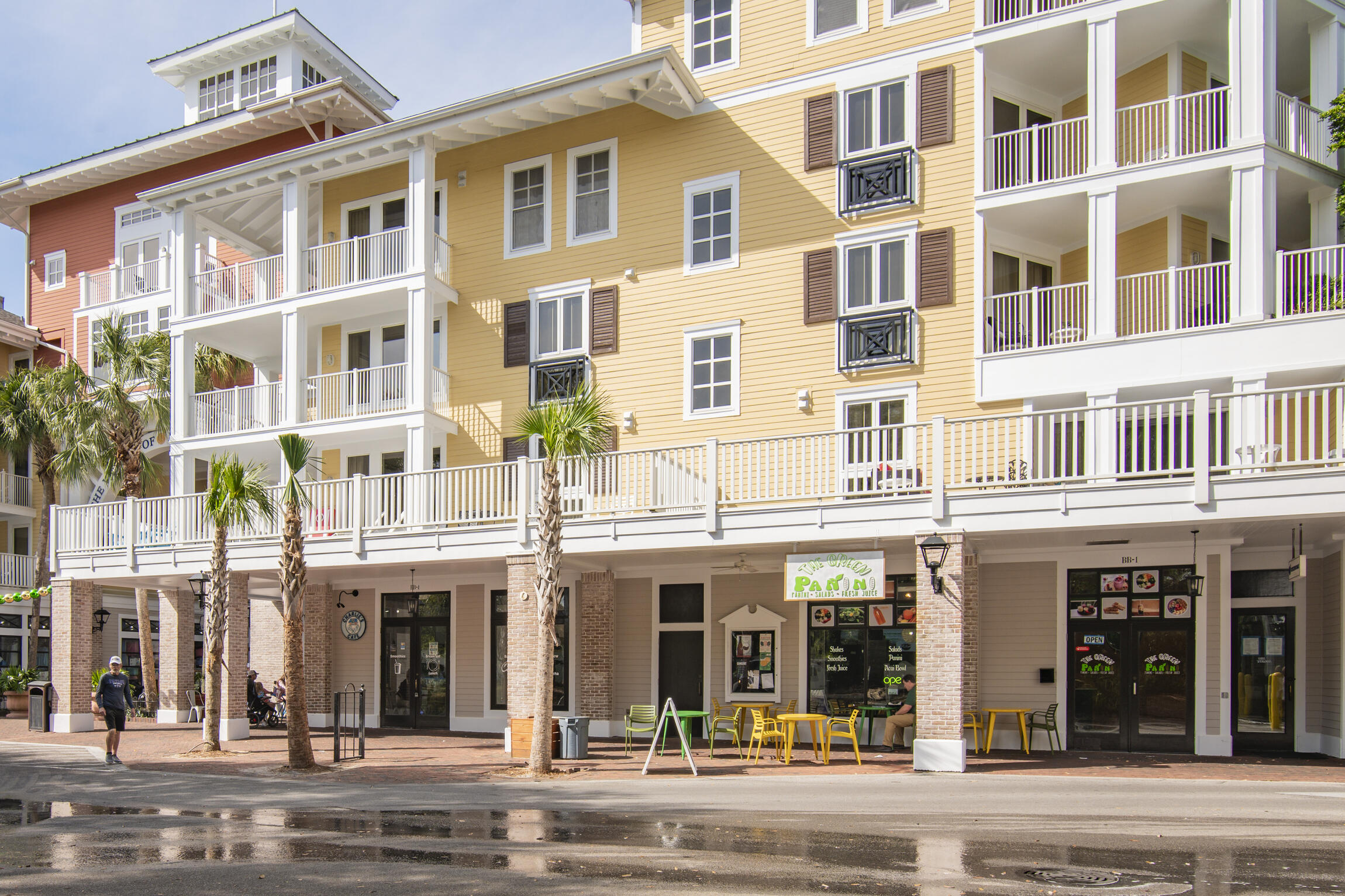 BAHIA CONDO - Residential