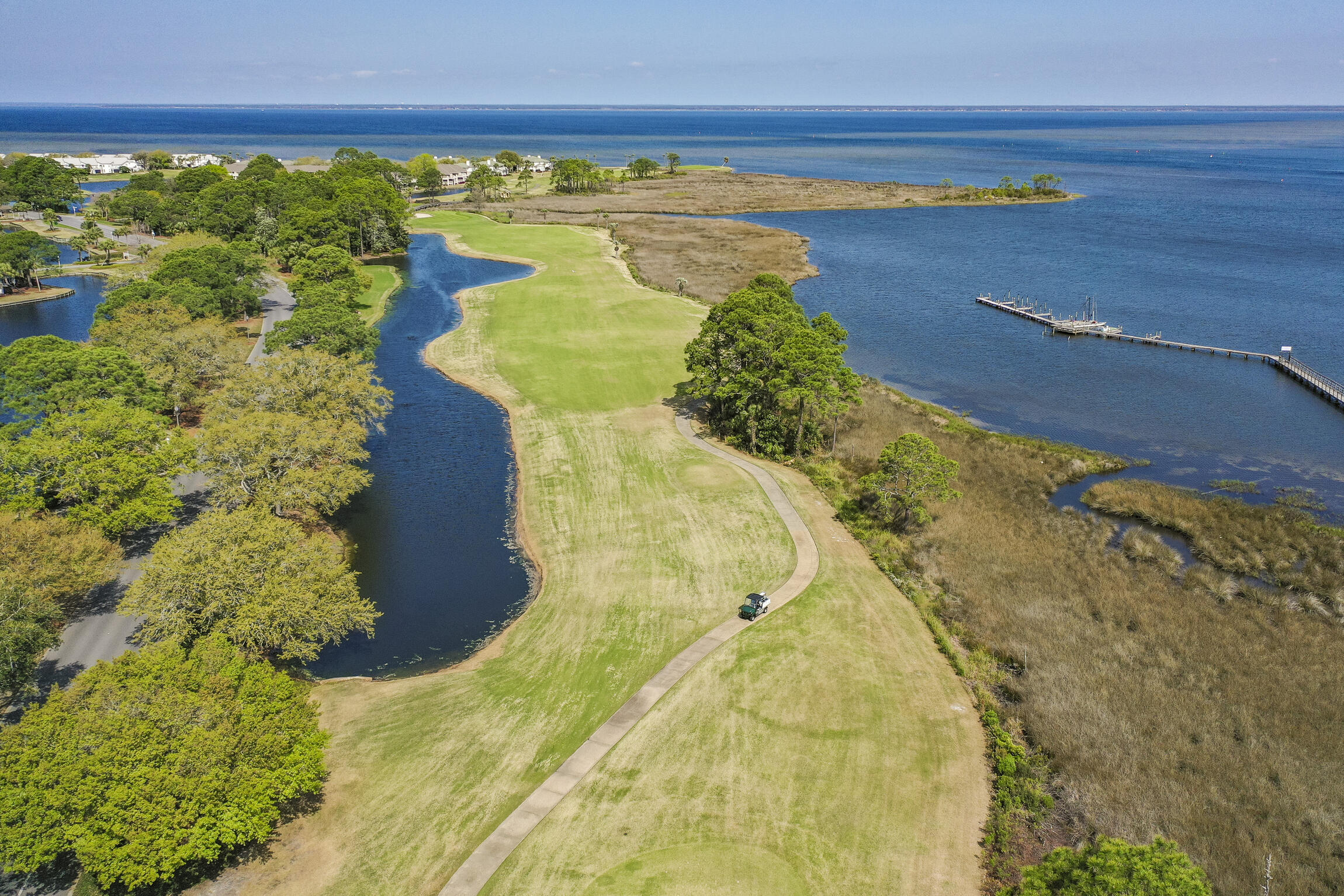 BAHIA CONDO - Residential