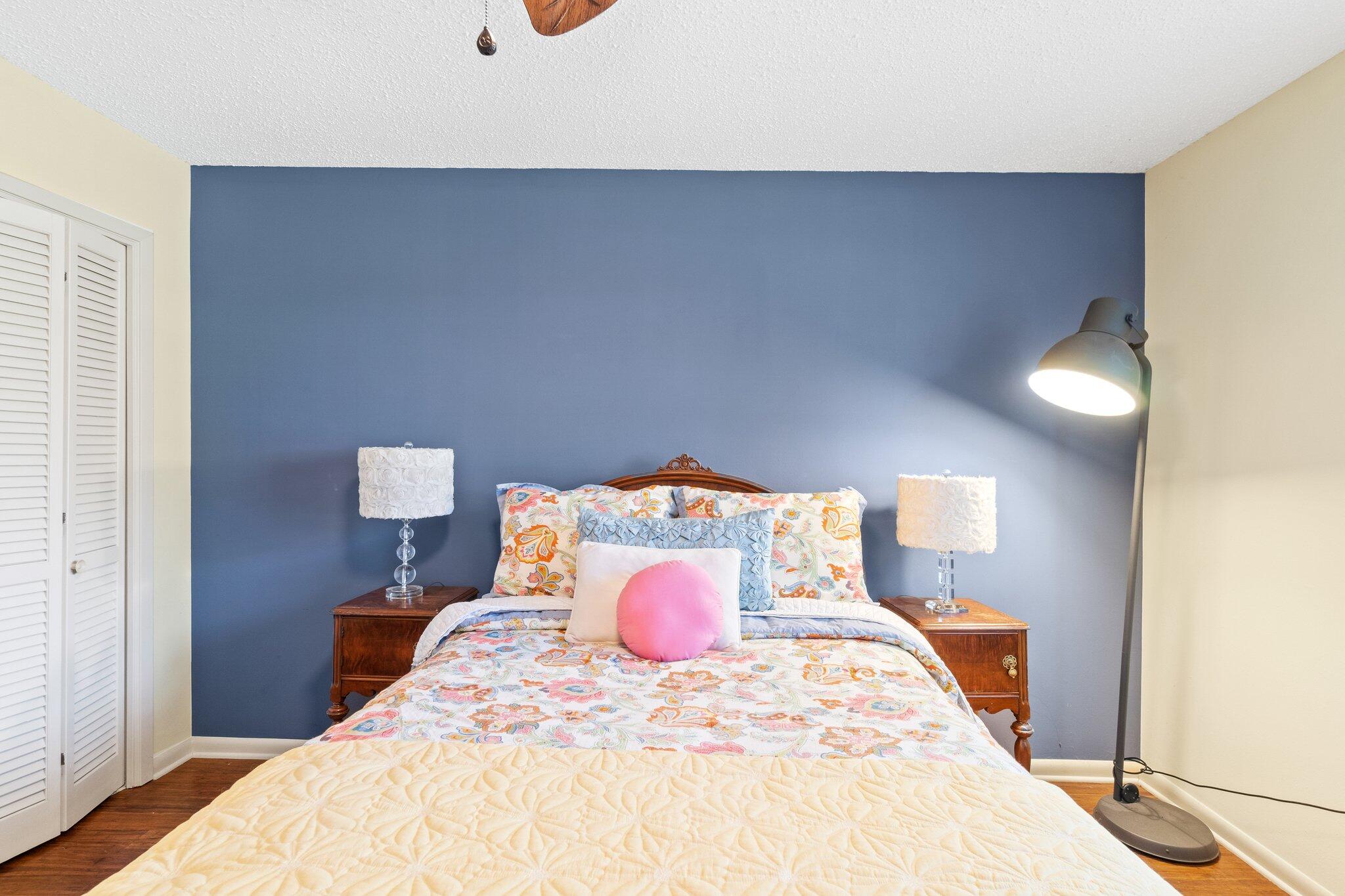 KENWOOD S/D 3RD ADDN - Residential