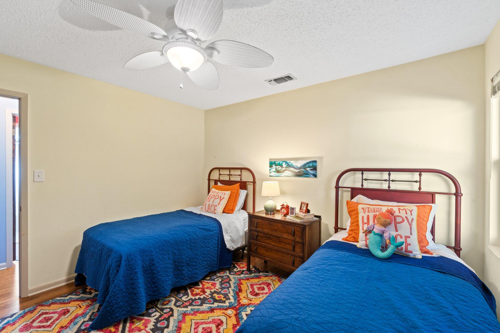 KENWOOD S/D 3RD ADDN - Residential