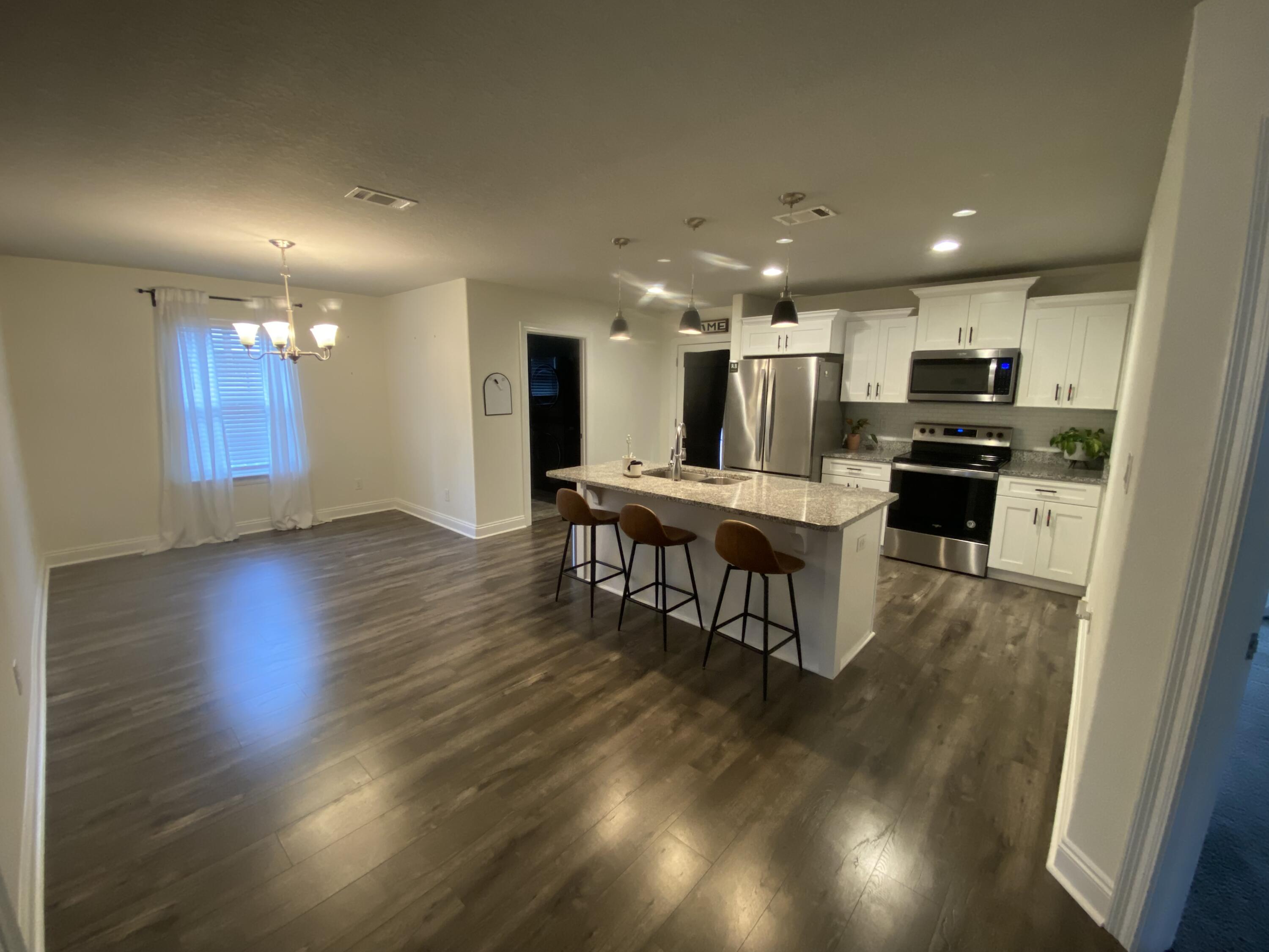 METES & BOUNDS - Residential Lease