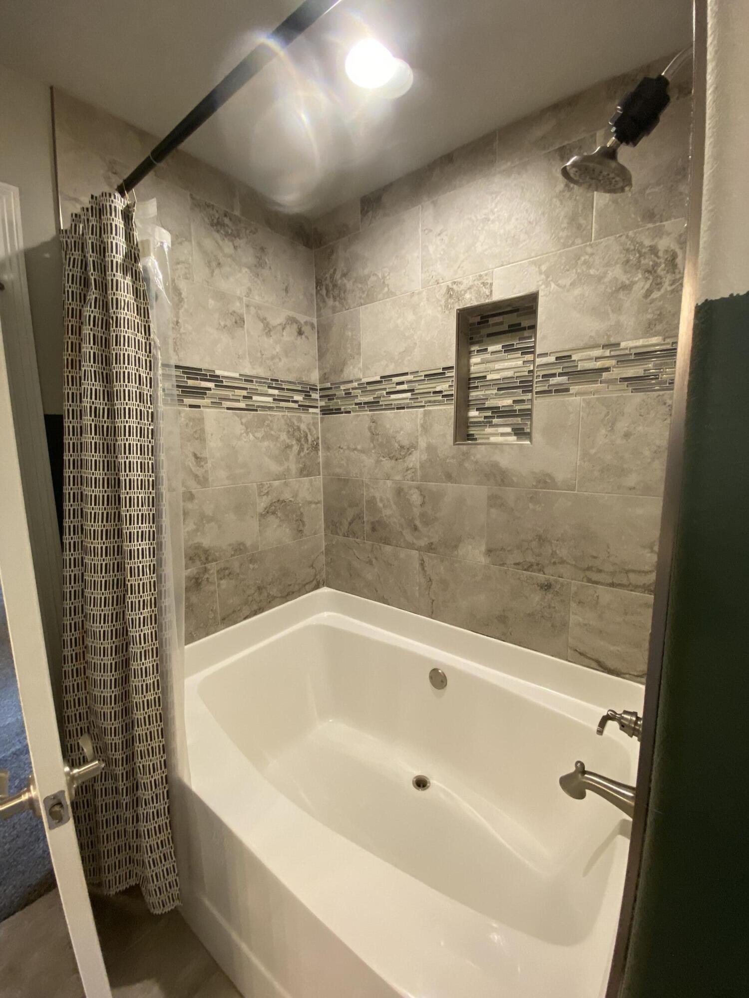 METES & BOUNDS - Residential Lease