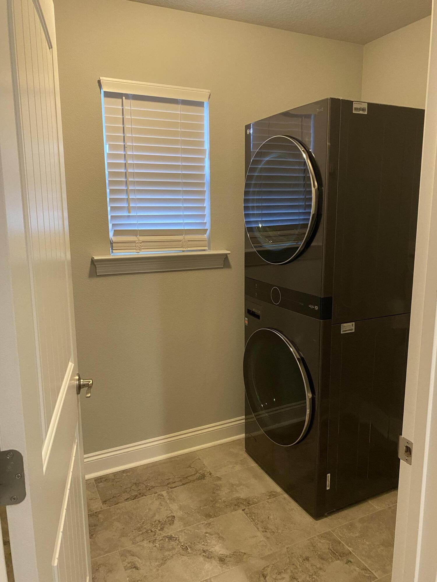 METES & BOUNDS - Residential Lease