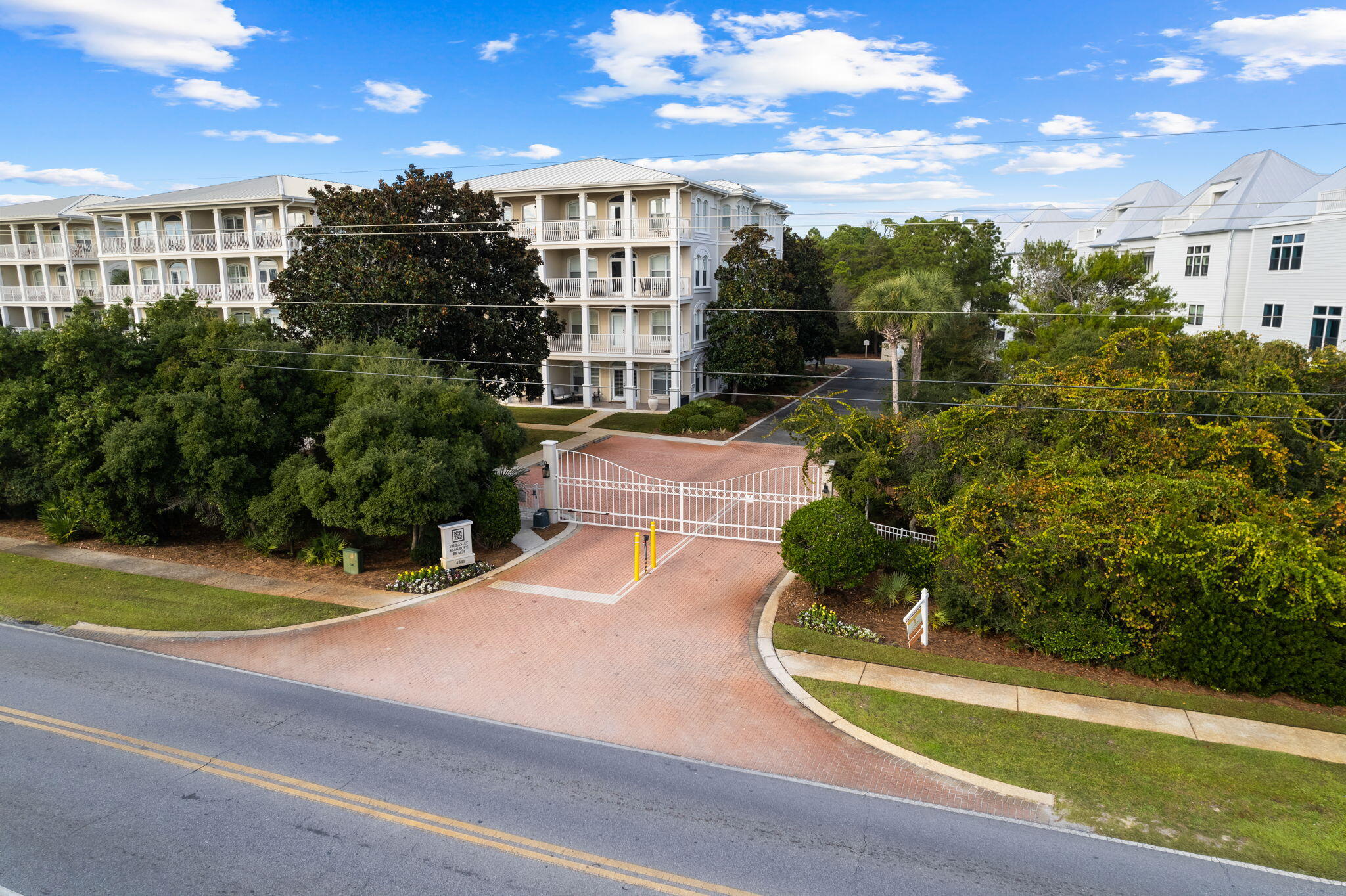 VILLAS AT SEAGROVE BEACH - Residential