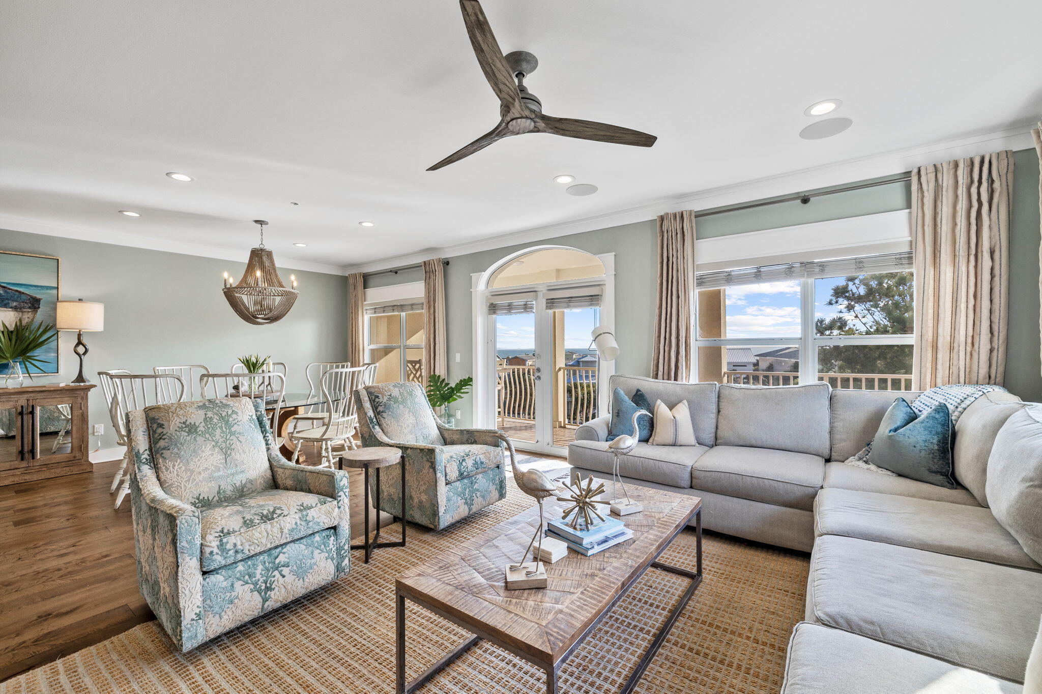 4341 E County Highway 30A C402