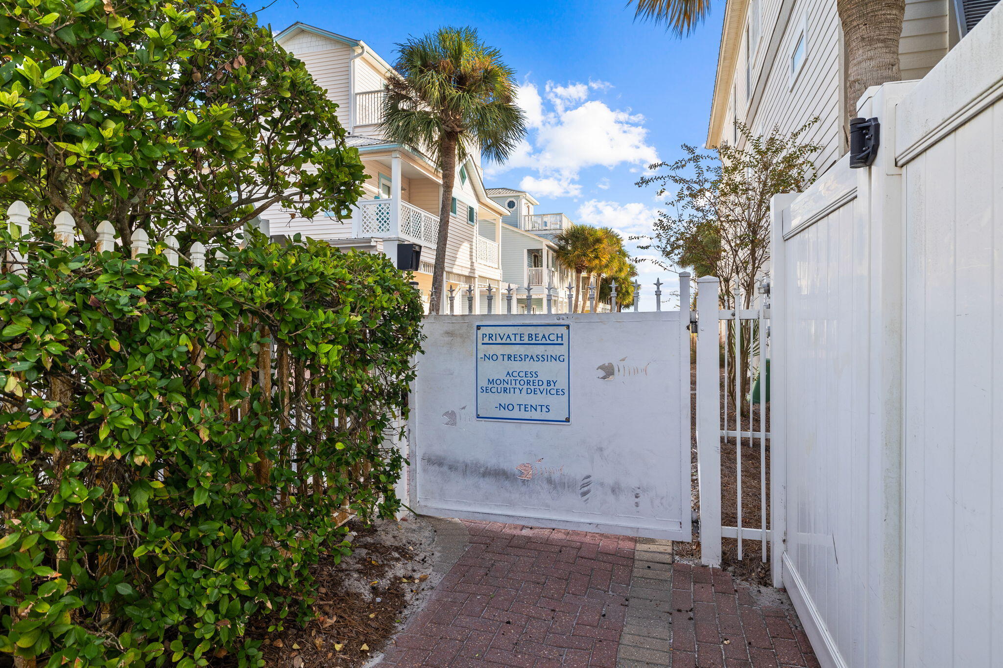 VILLAS AT SEAGROVE BEACH - Residential