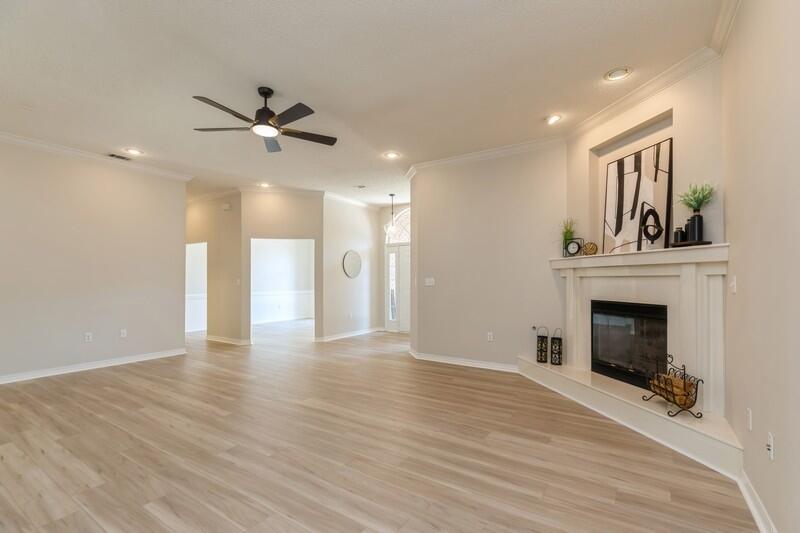 SANDI ACRES - Residential