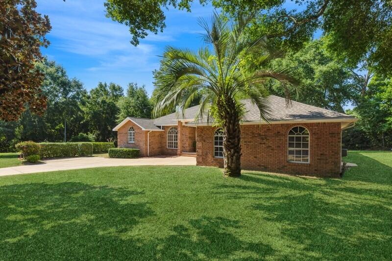 SANDI ACRES - Residential