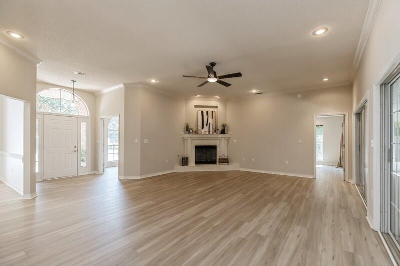SANDI ACRES - Residential