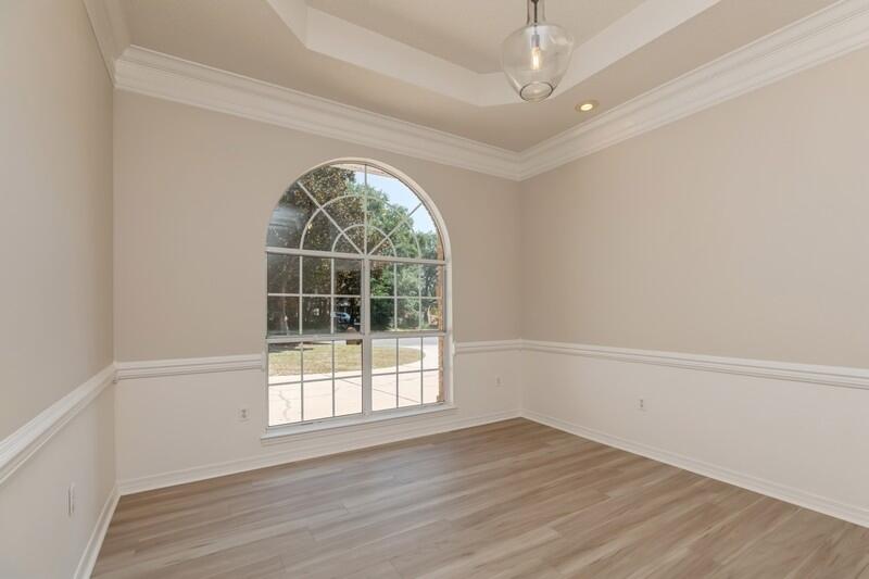SANDI ACRES - Residential