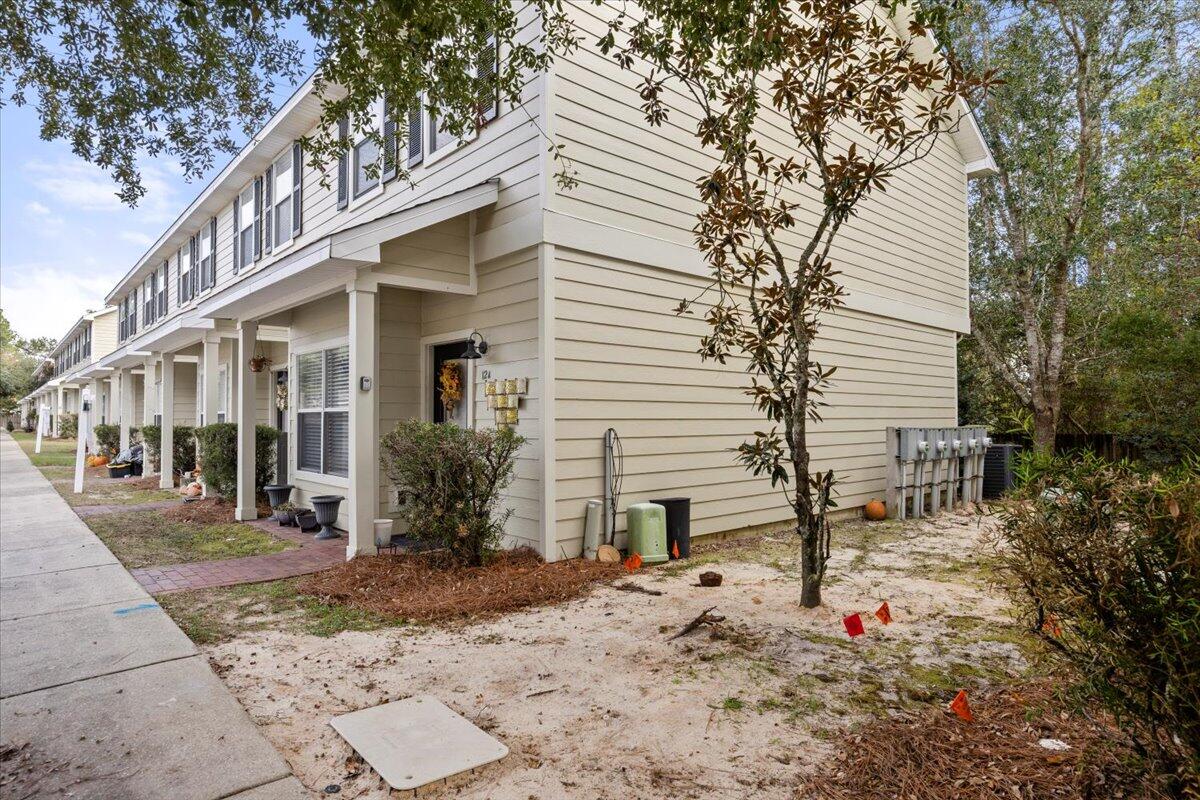 PALMS OF FREEPORT - Residential