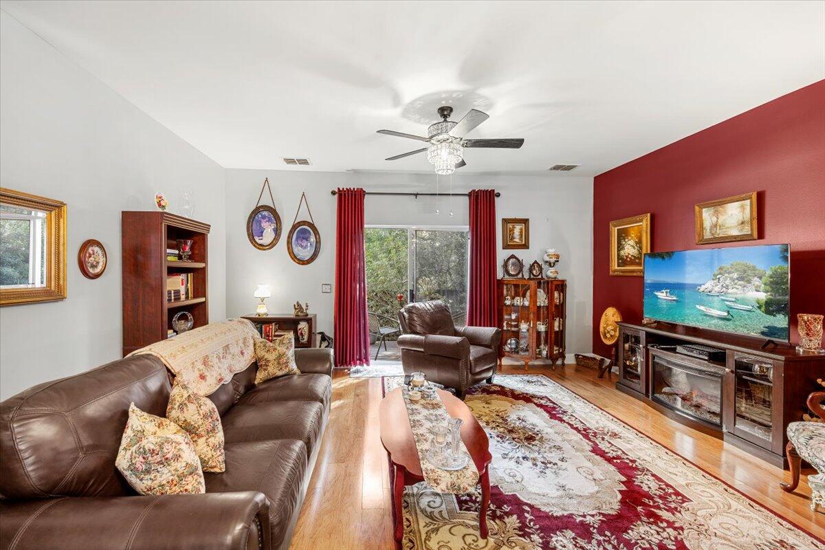 PALMS OF FREEPORT - Residential