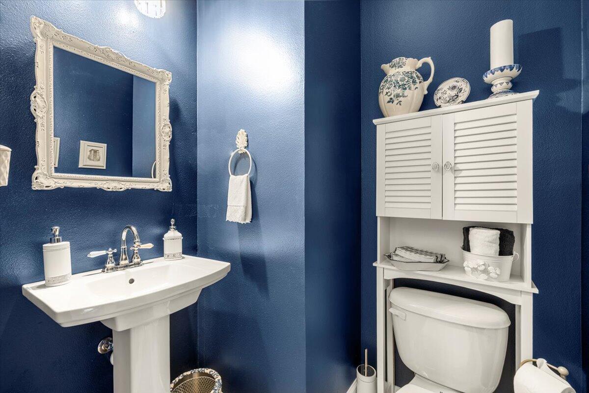 PALMS OF FREEPORT - Residential