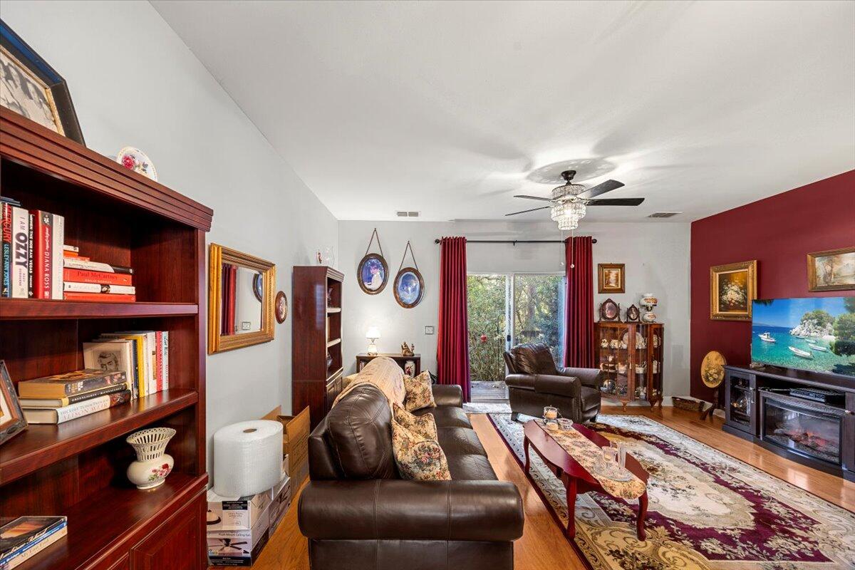 PALMS OF FREEPORT - Residential