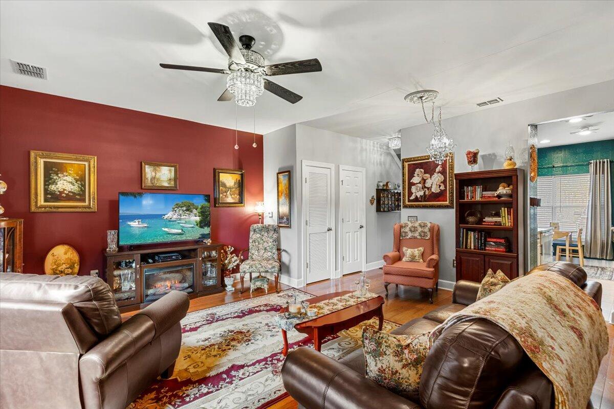 PALMS OF FREEPORT - Residential