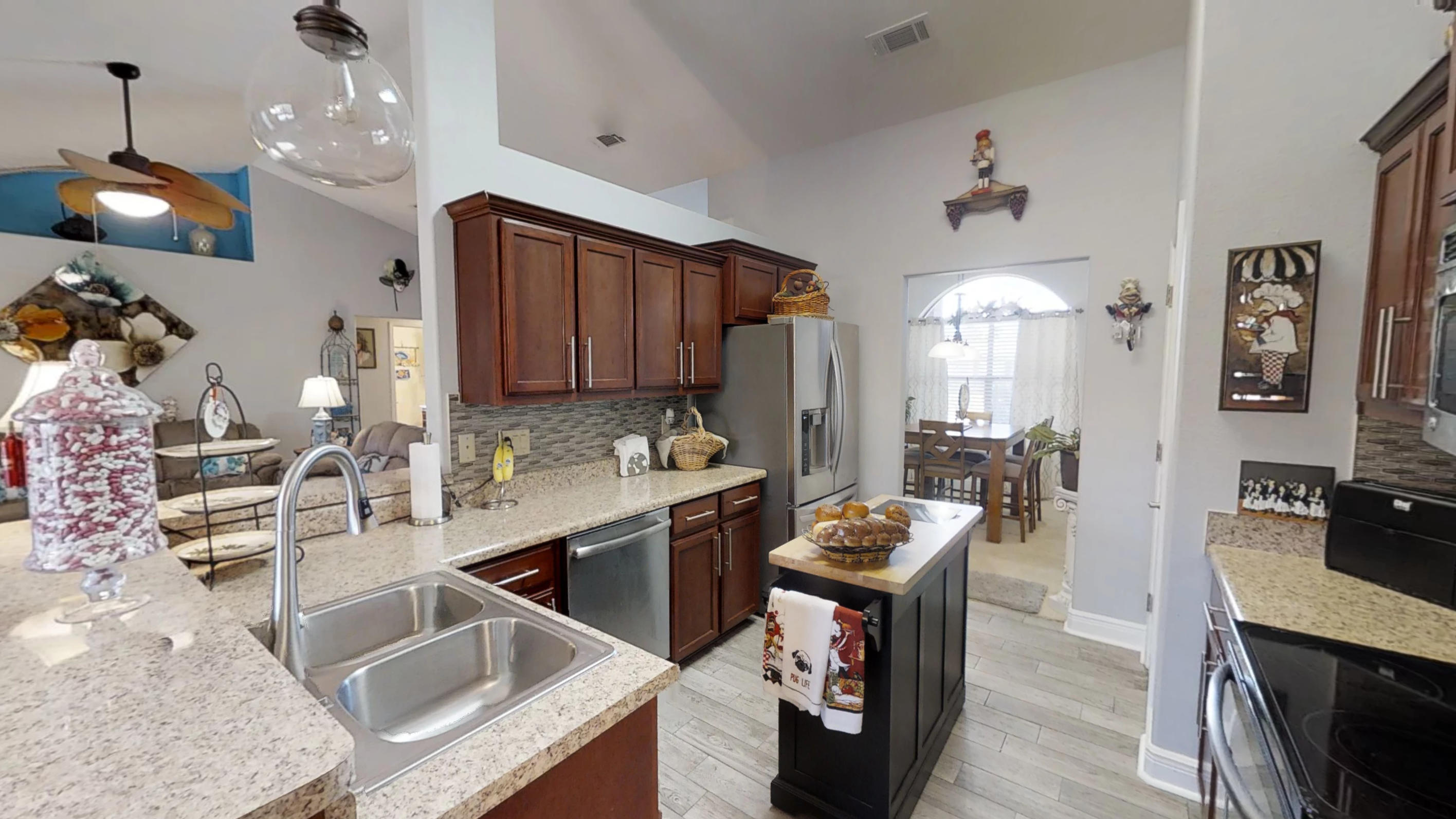 BAY PINES - Residential