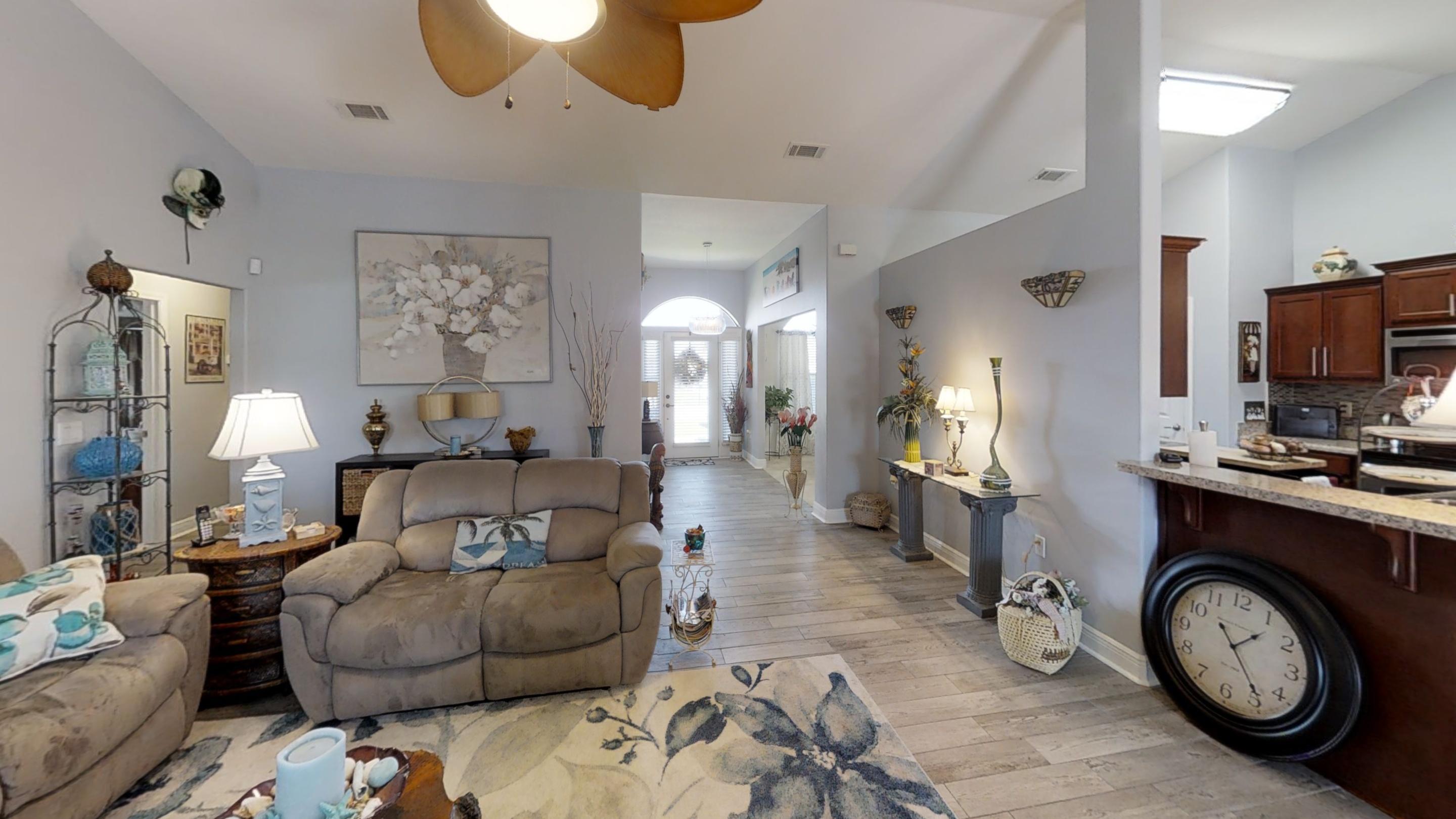 BAY PINES - Residential