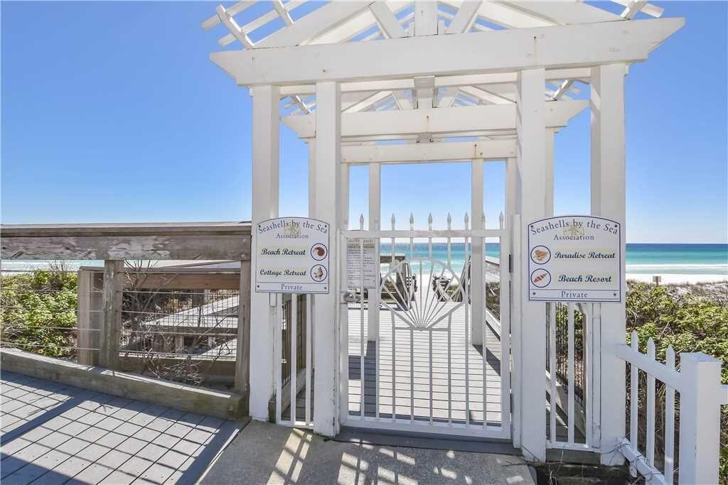 BEACH RESORT - Residential