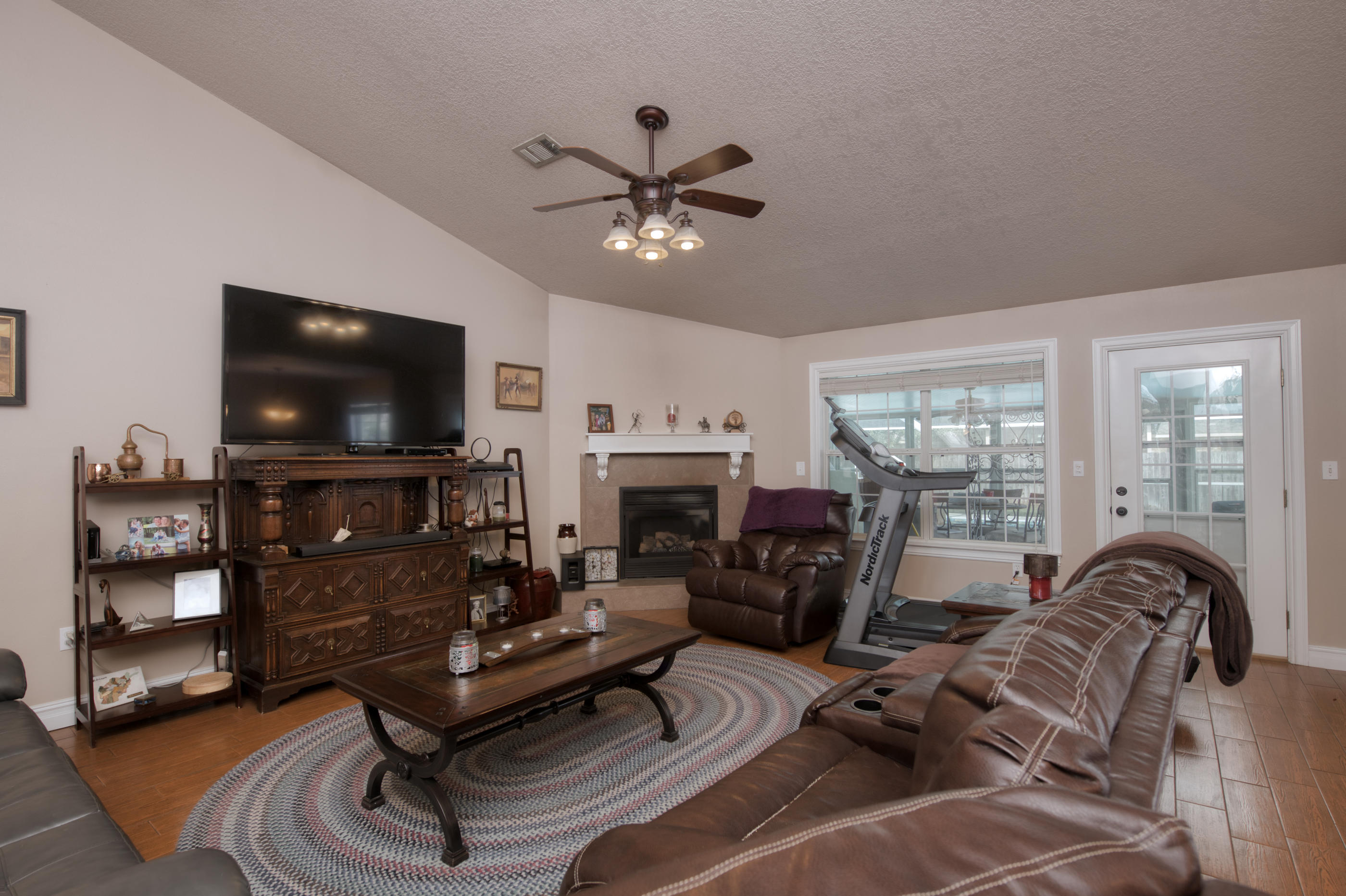 HERITAGE HILLS UNIT 1 - Residential