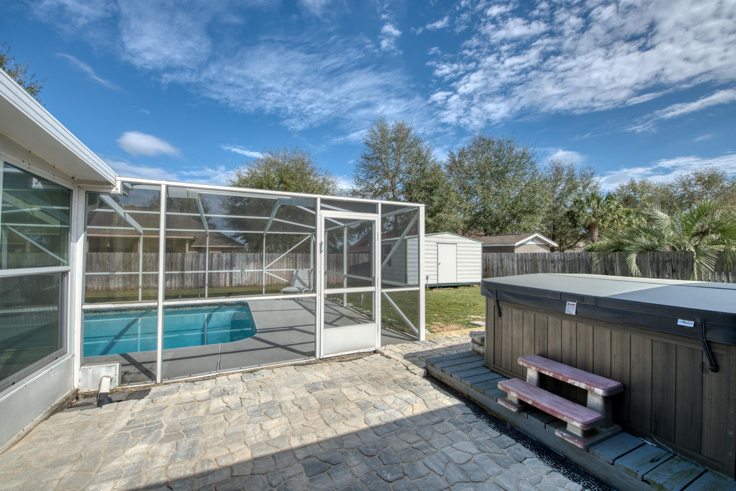 HERITAGE HILLS UNIT 1 - Residential