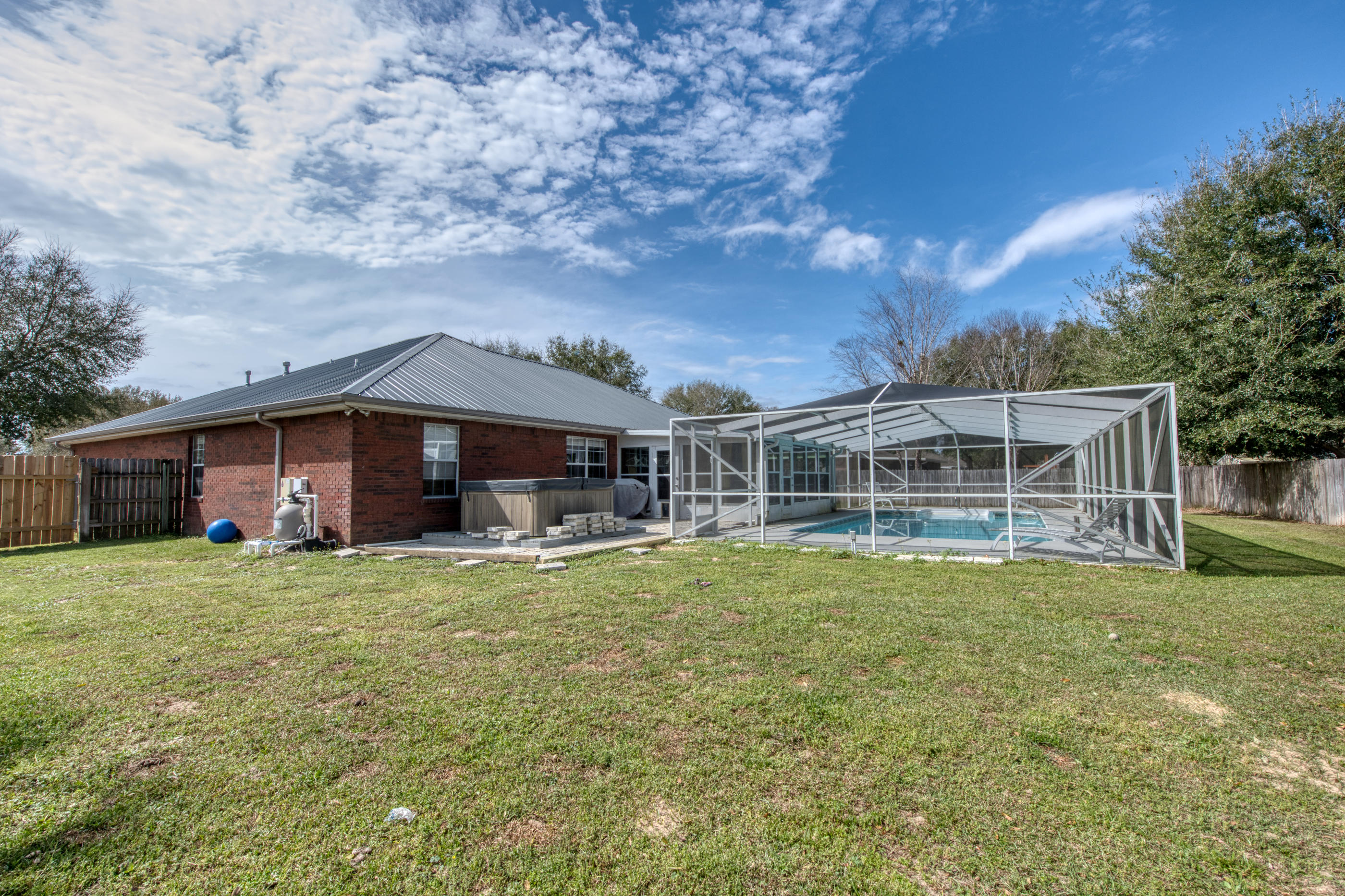 HERITAGE HILLS UNIT 1 - Residential