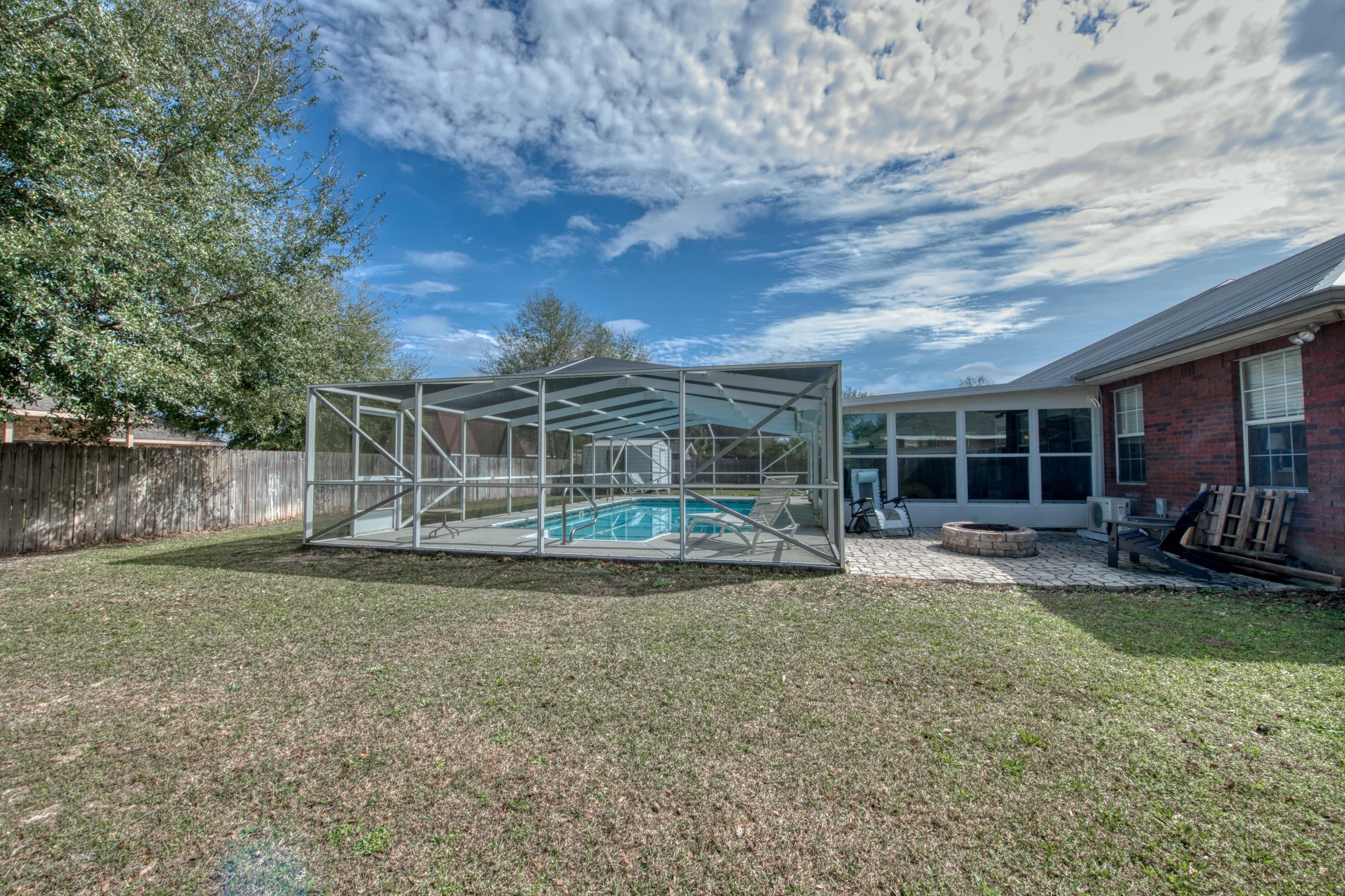 HERITAGE HILLS UNIT 1 - Residential