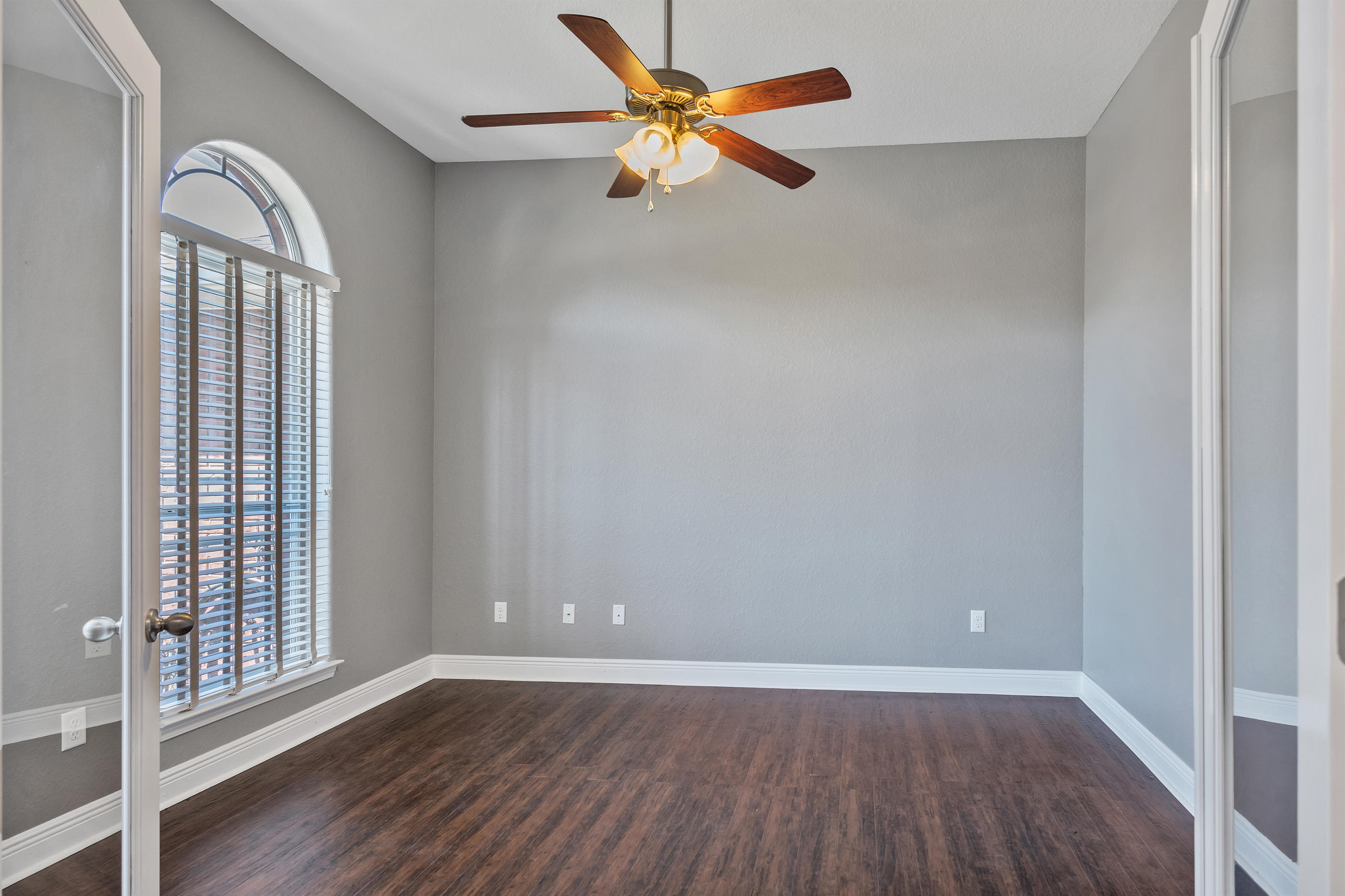 FOX VALLEY - Residential