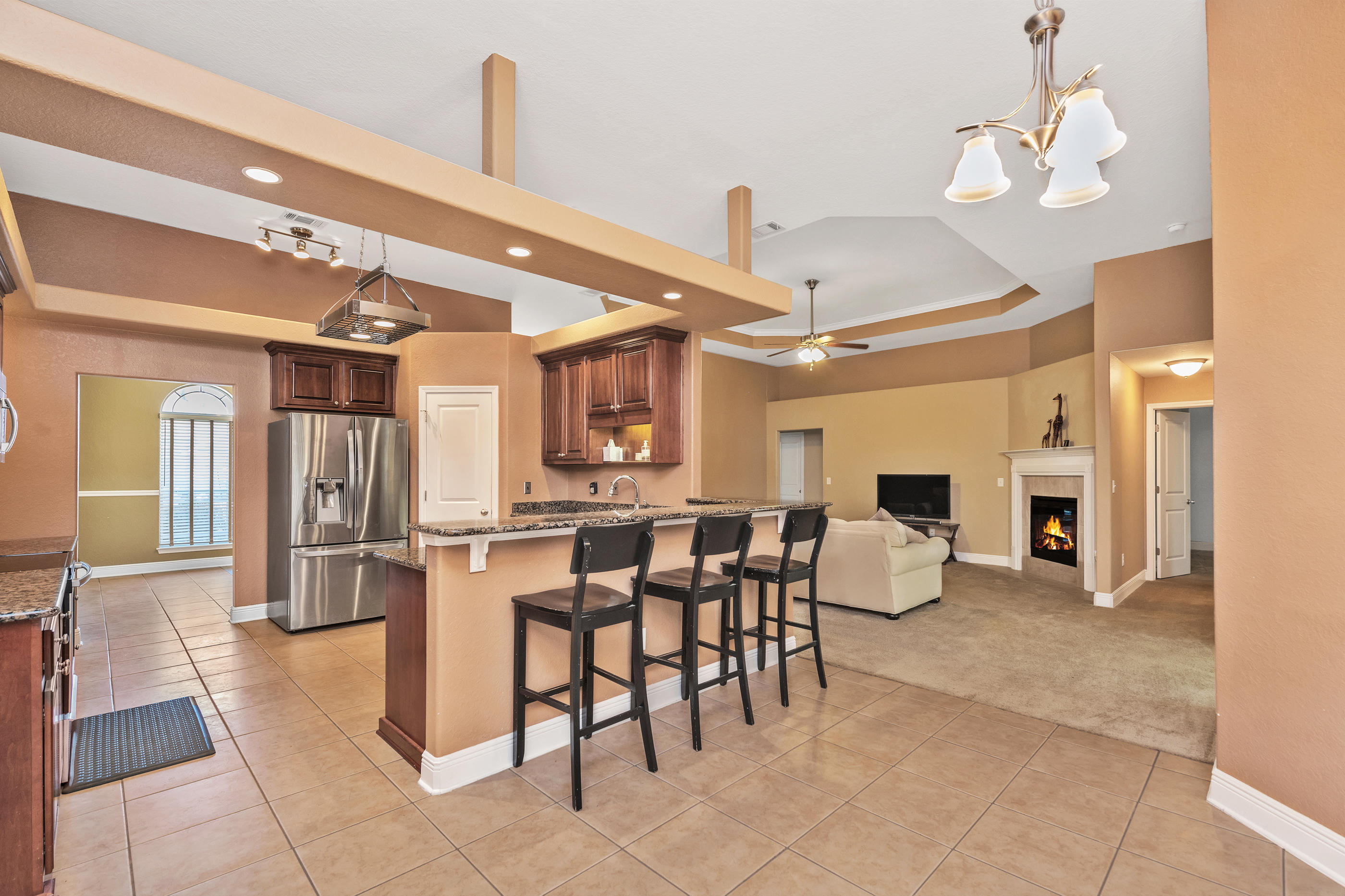 FOX VALLEY - Residential