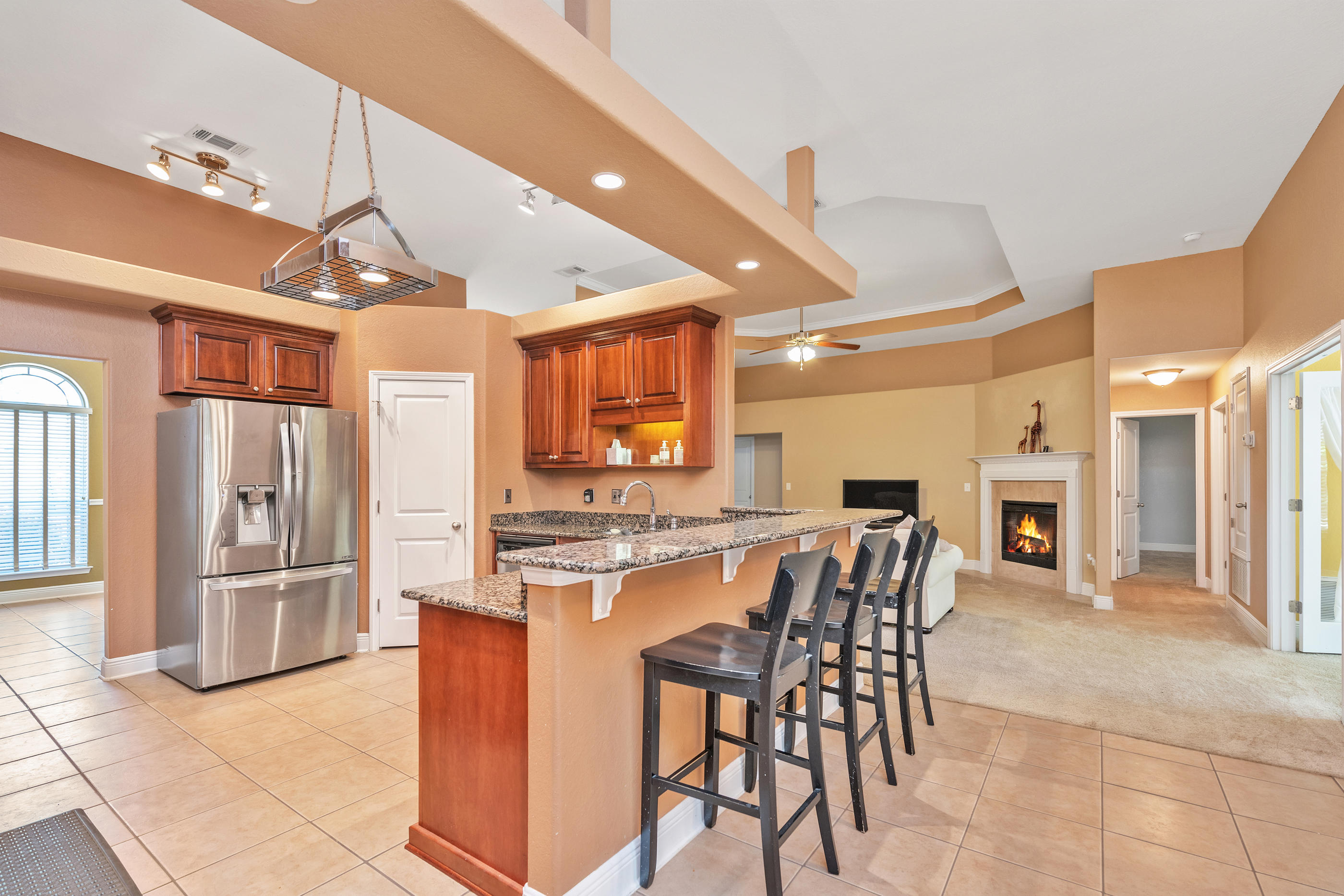 FOX VALLEY - Residential