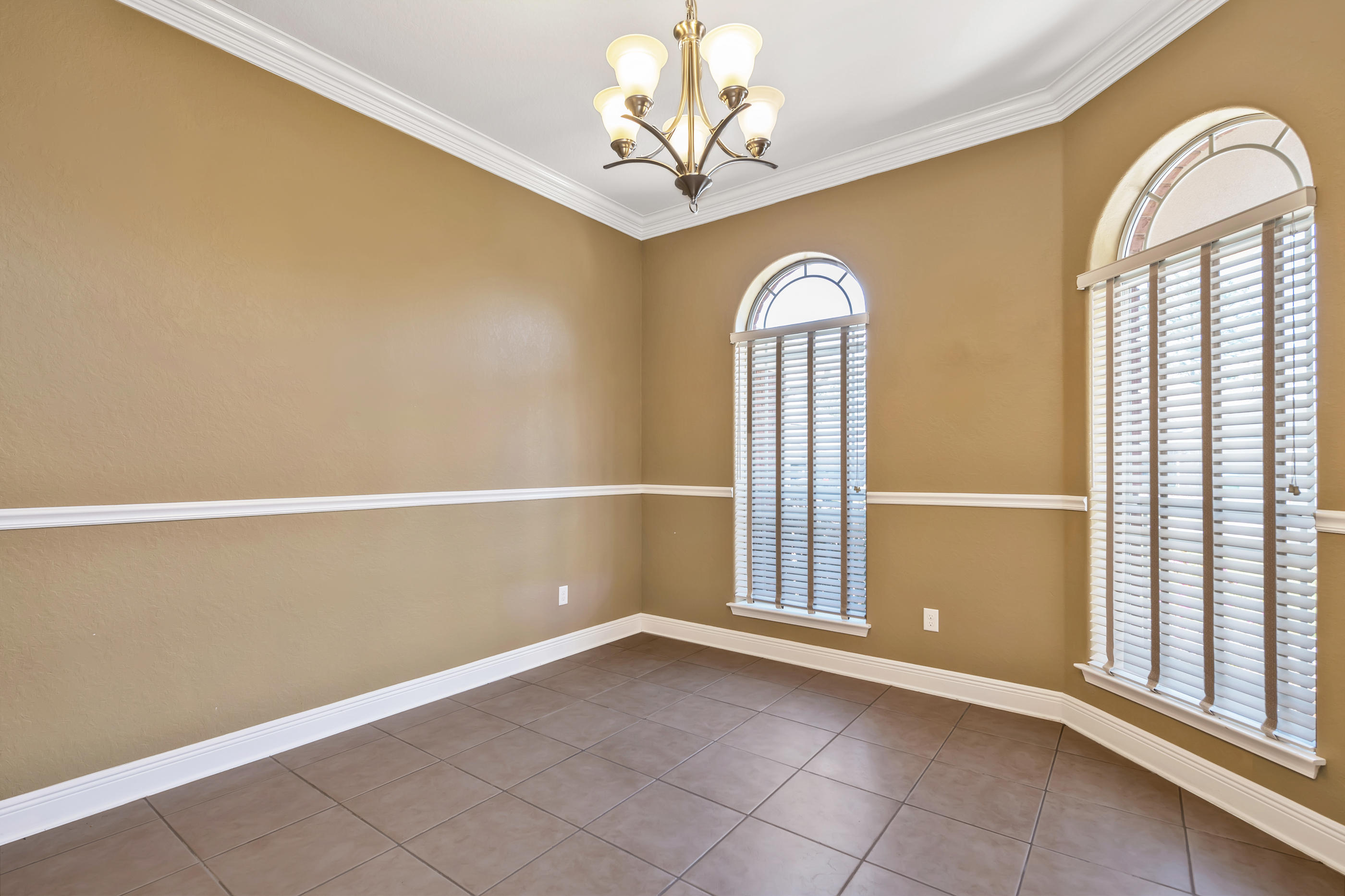 FOX VALLEY - Residential