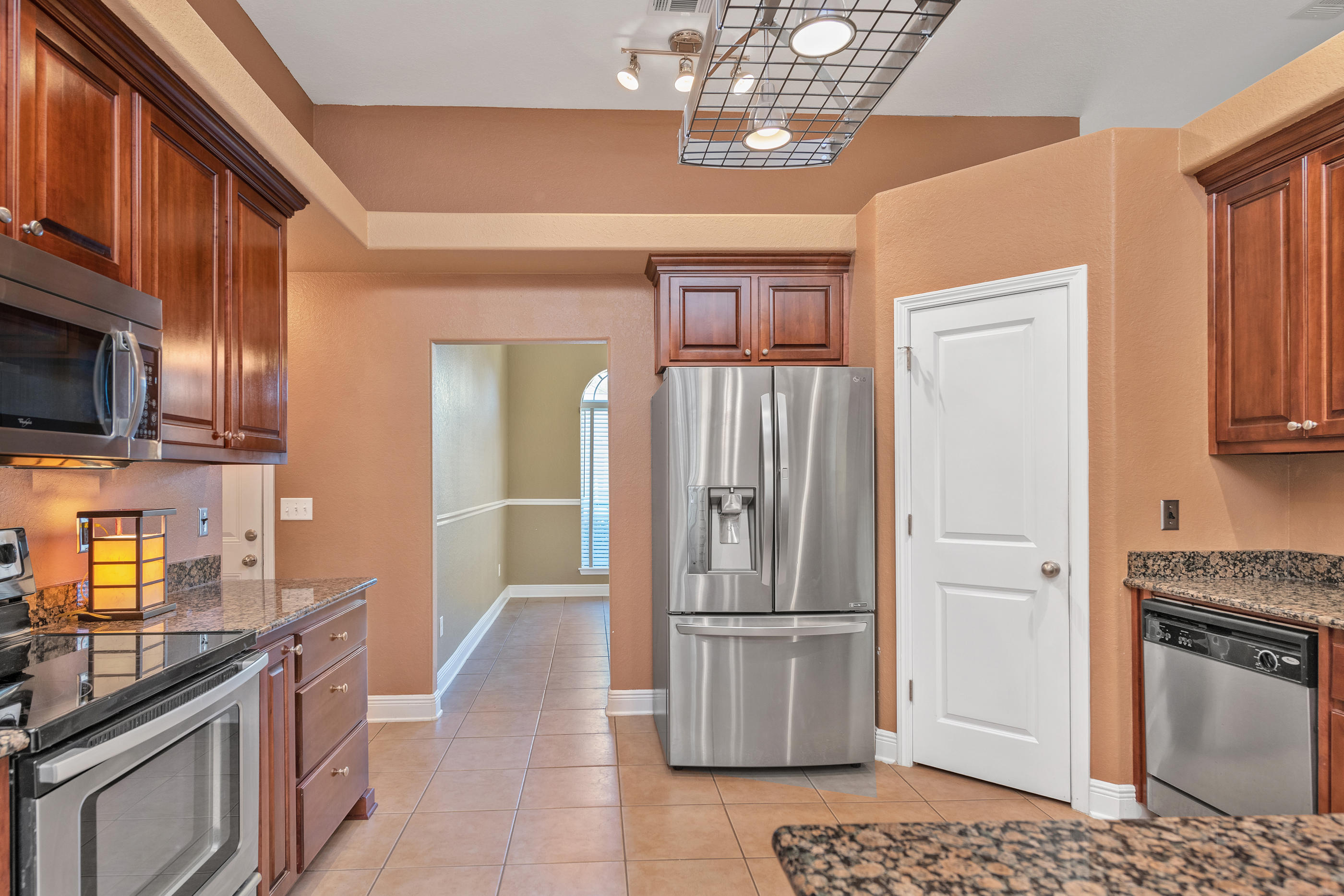 FOX VALLEY - Residential