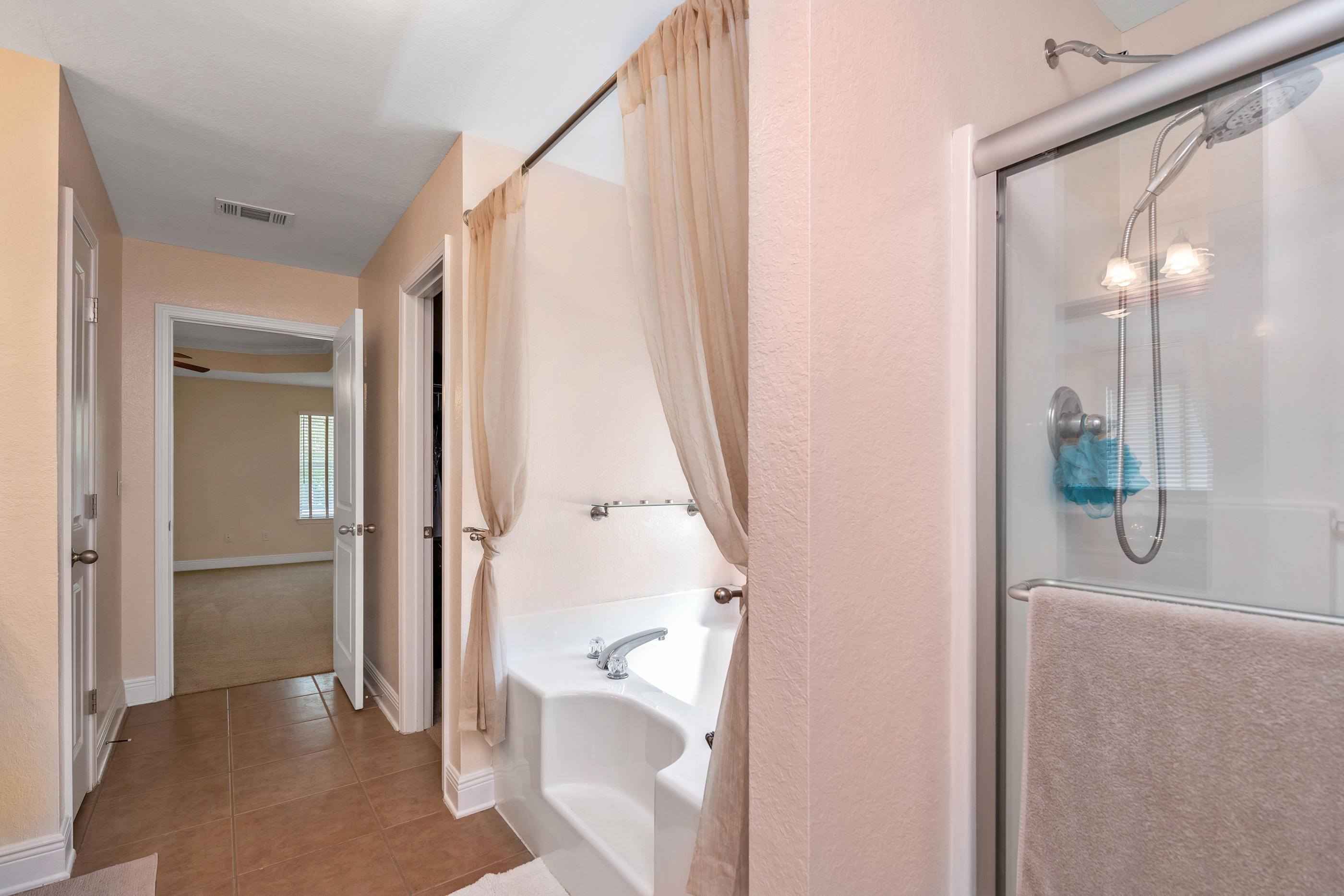 FOX VALLEY - Residential