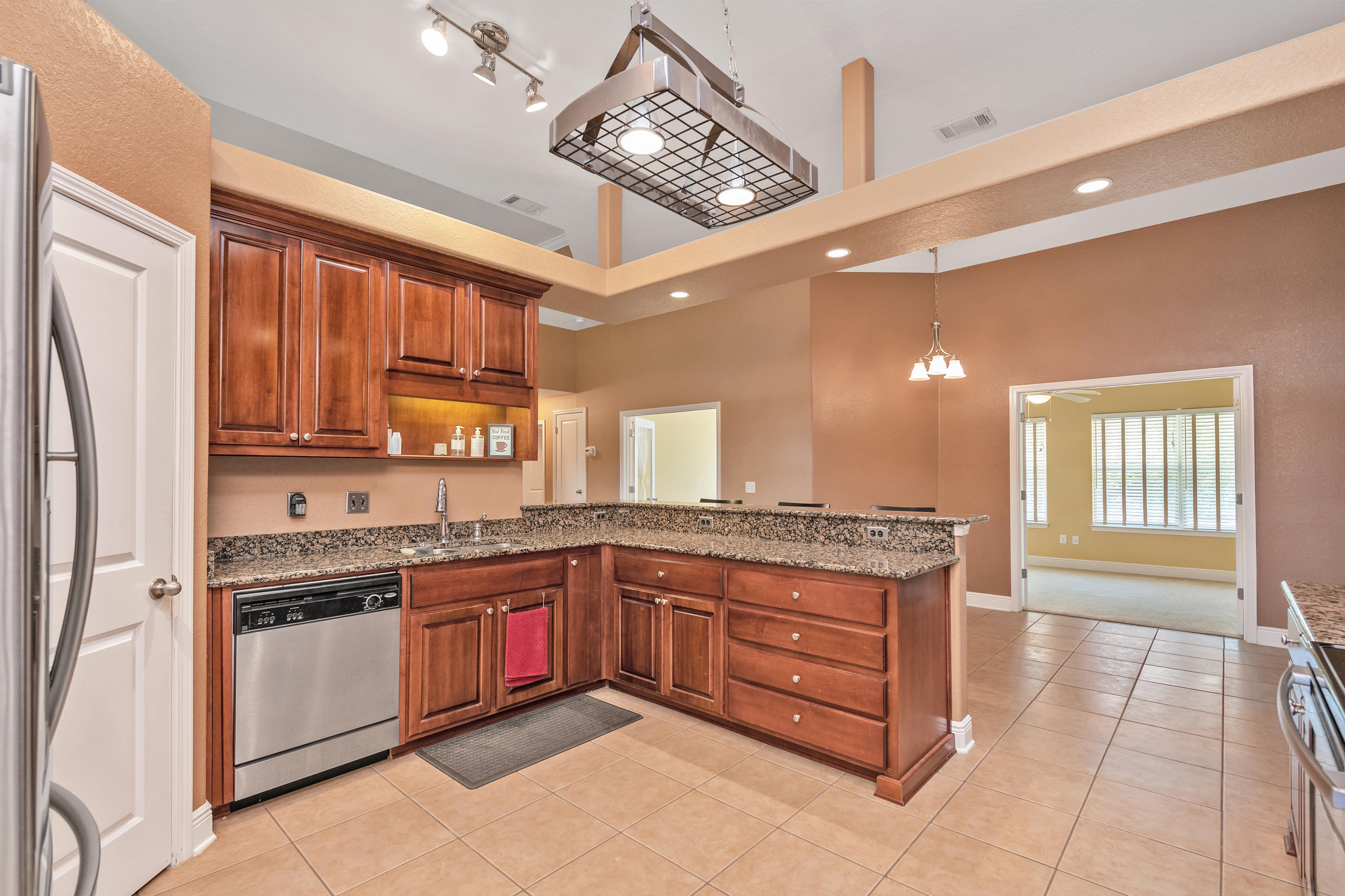 FOX VALLEY - Residential