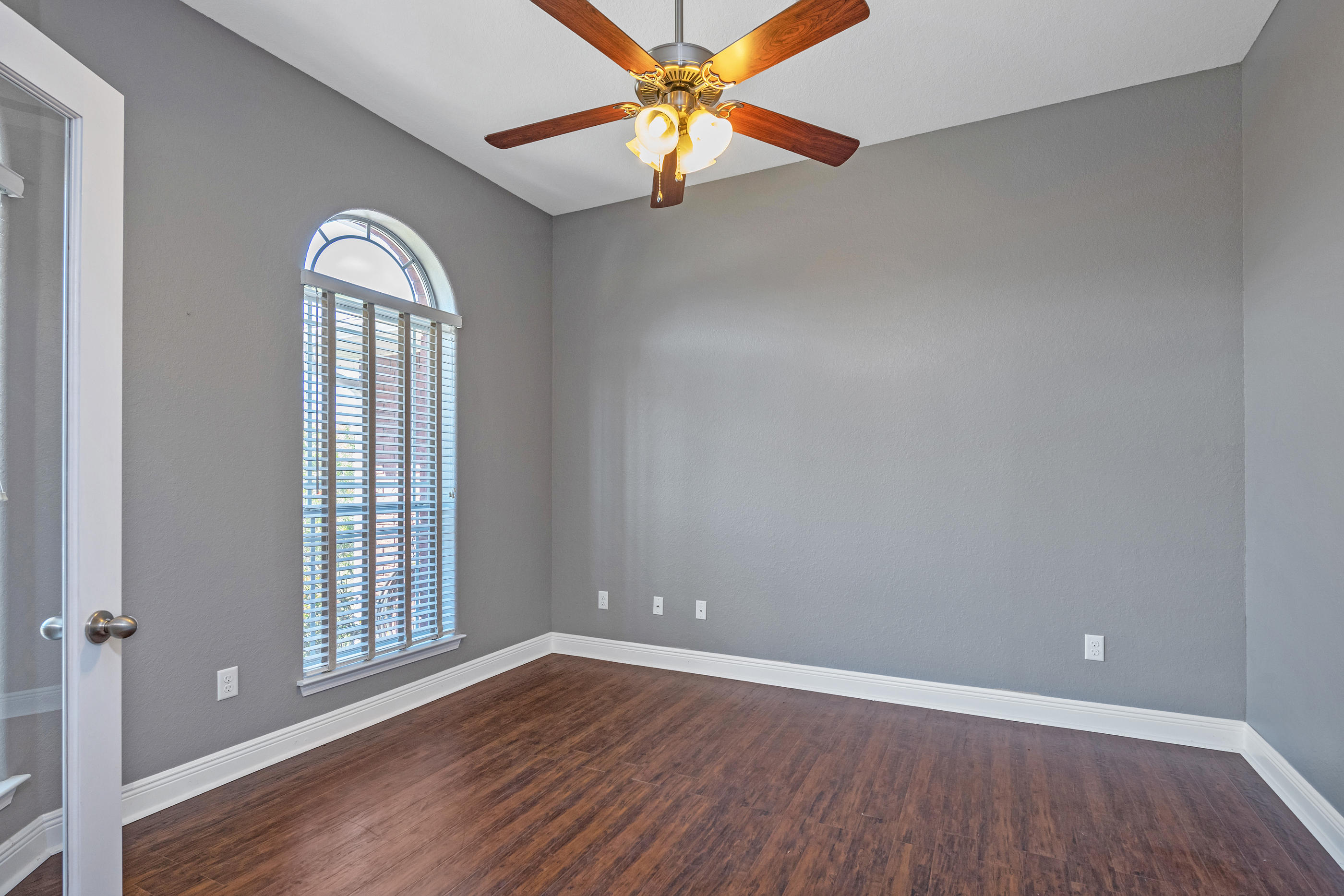 FOX VALLEY - Residential