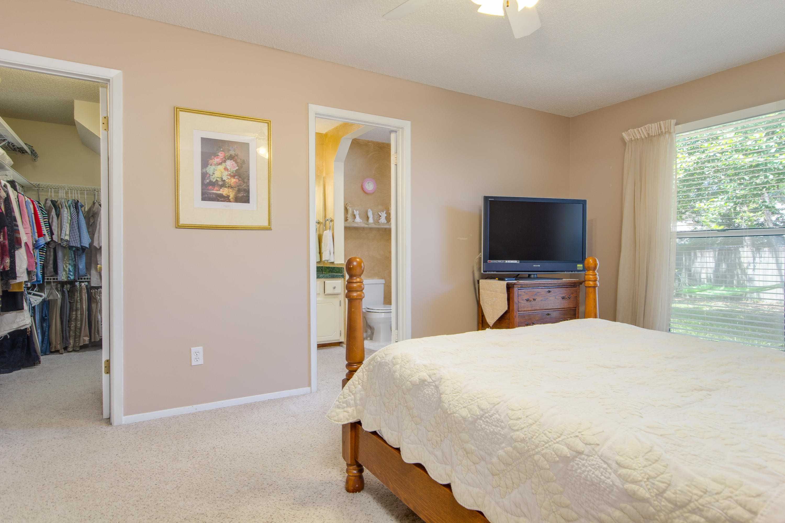 PARKWOOD LANE BLUEWATER BAY - Residential