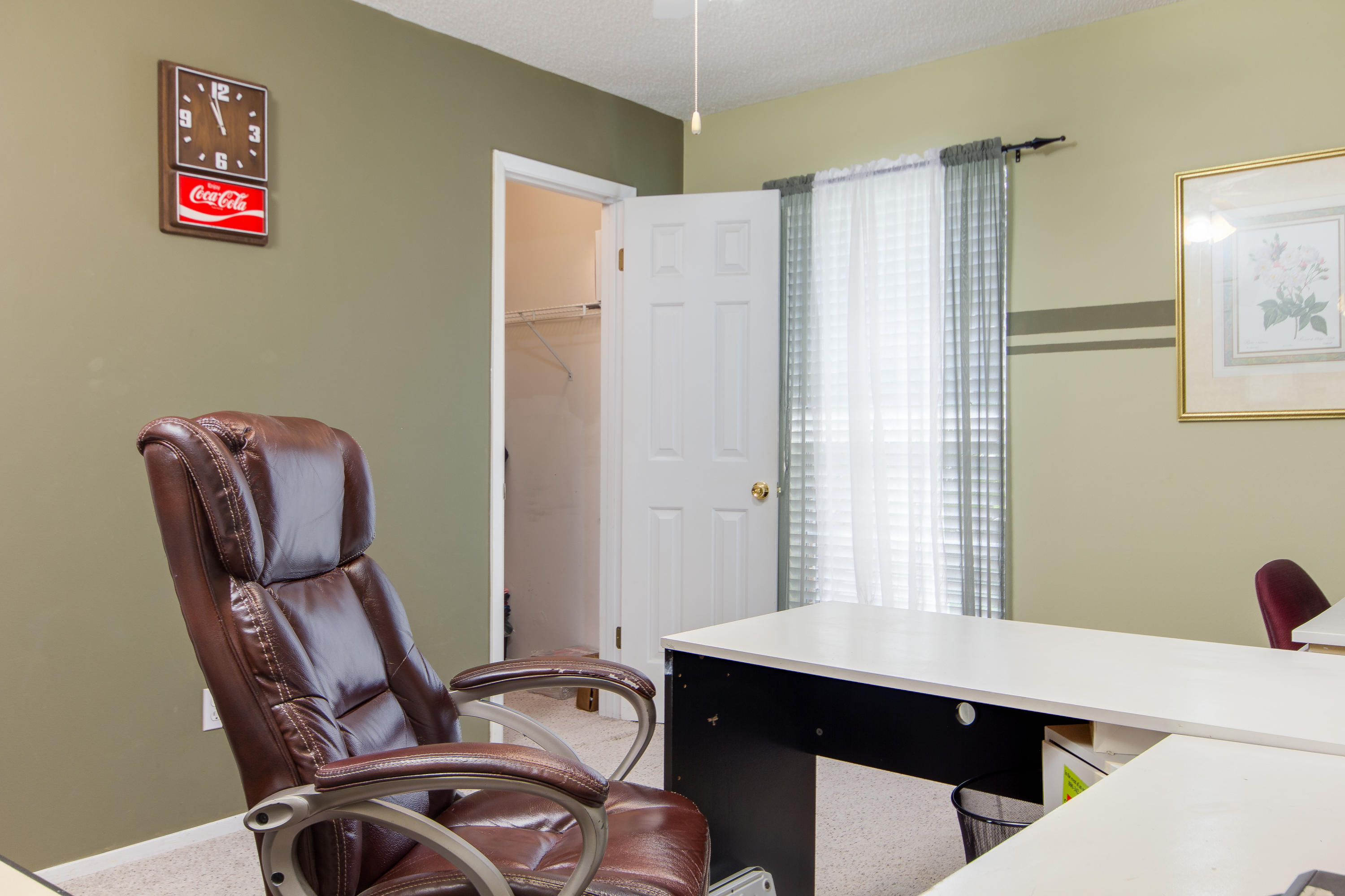 PARKWOOD LANE BLUEWATER BAY - Residential