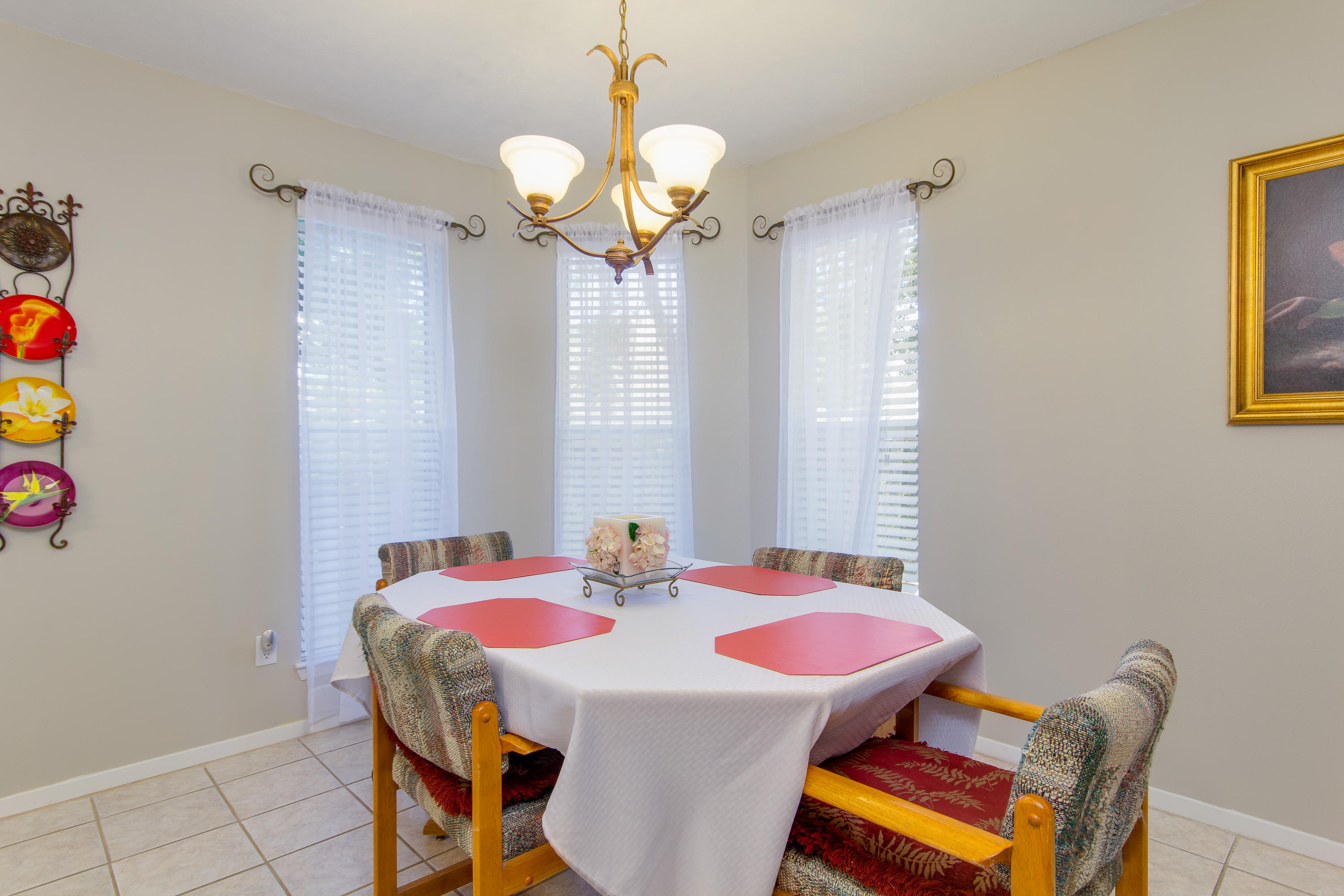 PARKWOOD LANE BLUEWATER BAY - Residential