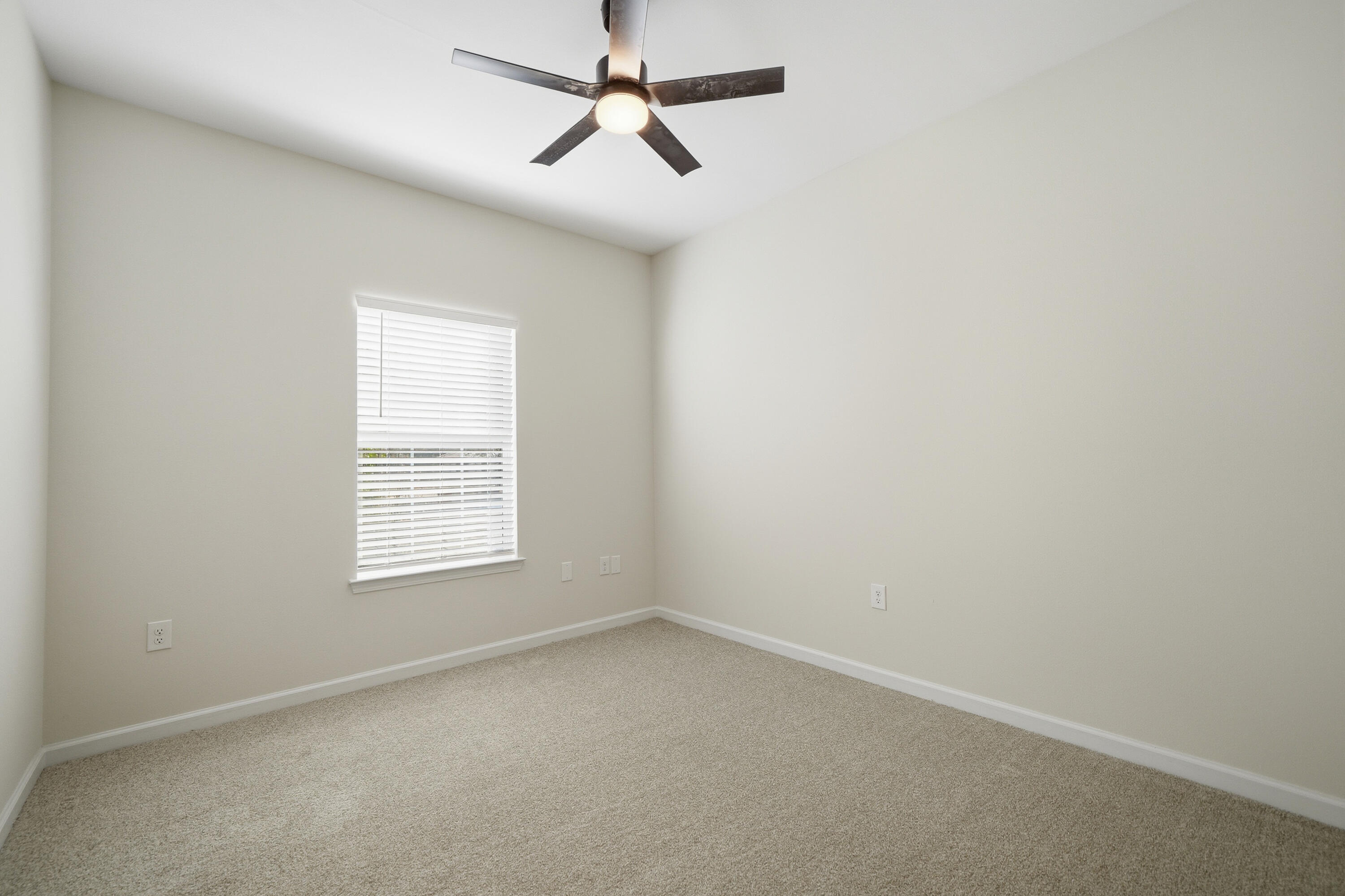 QUIET OAKS S/D - Residential