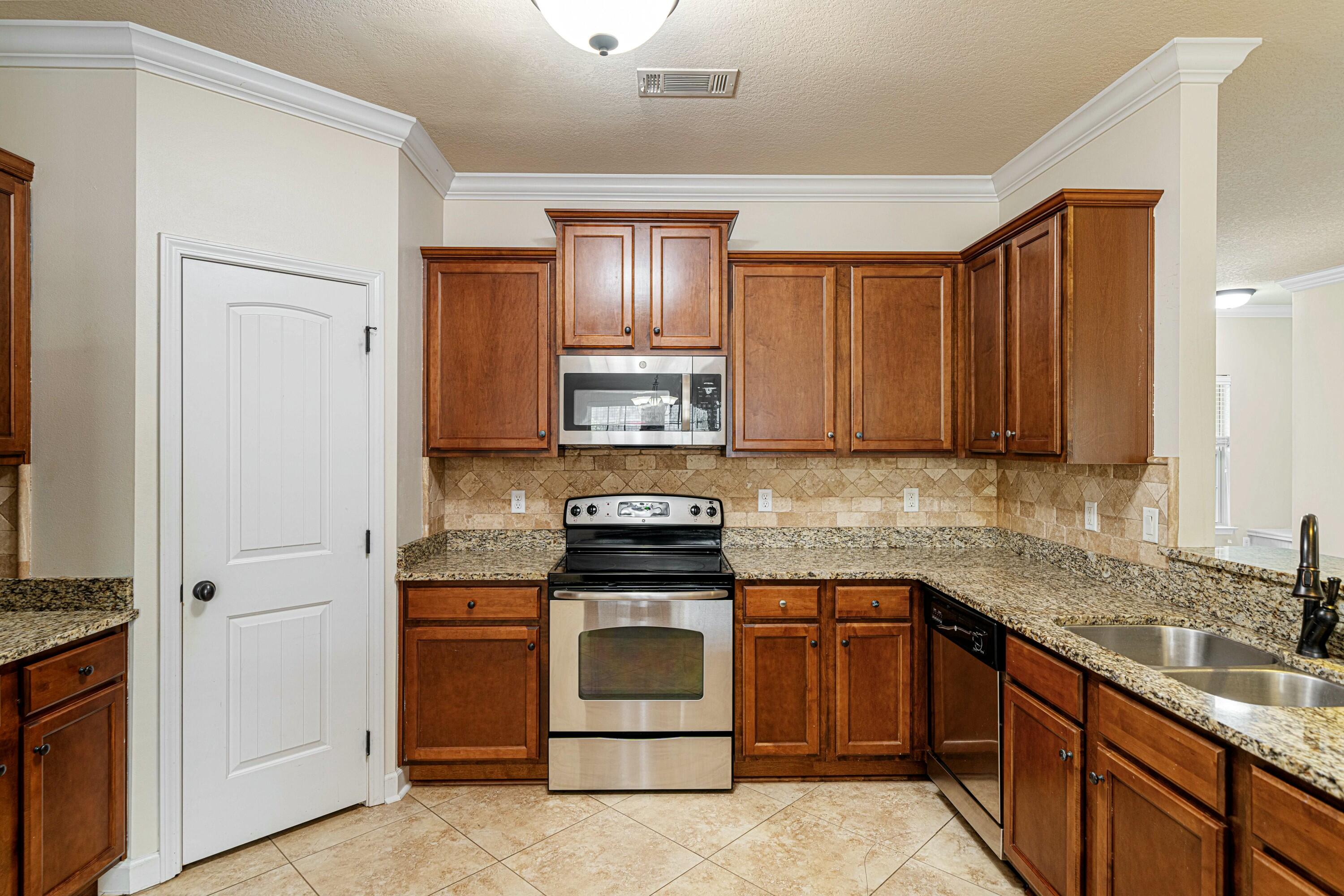 DUGGAN POND ESTATES - Residential