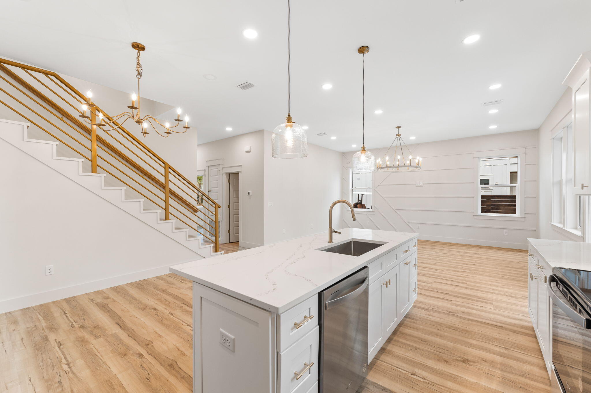 FRANGISTA BEACH 2ND ADDN - Residential