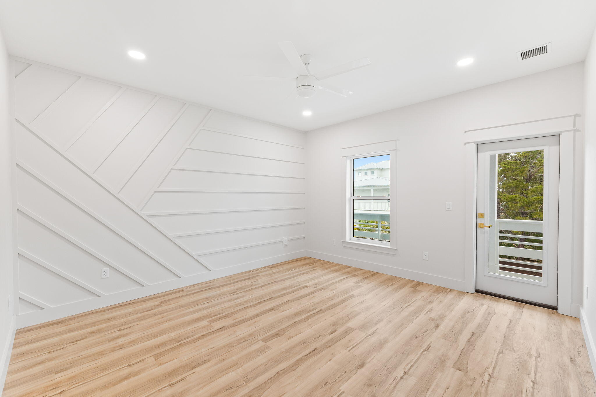 FRANGISTA BEACH 2ND ADDN - Residential